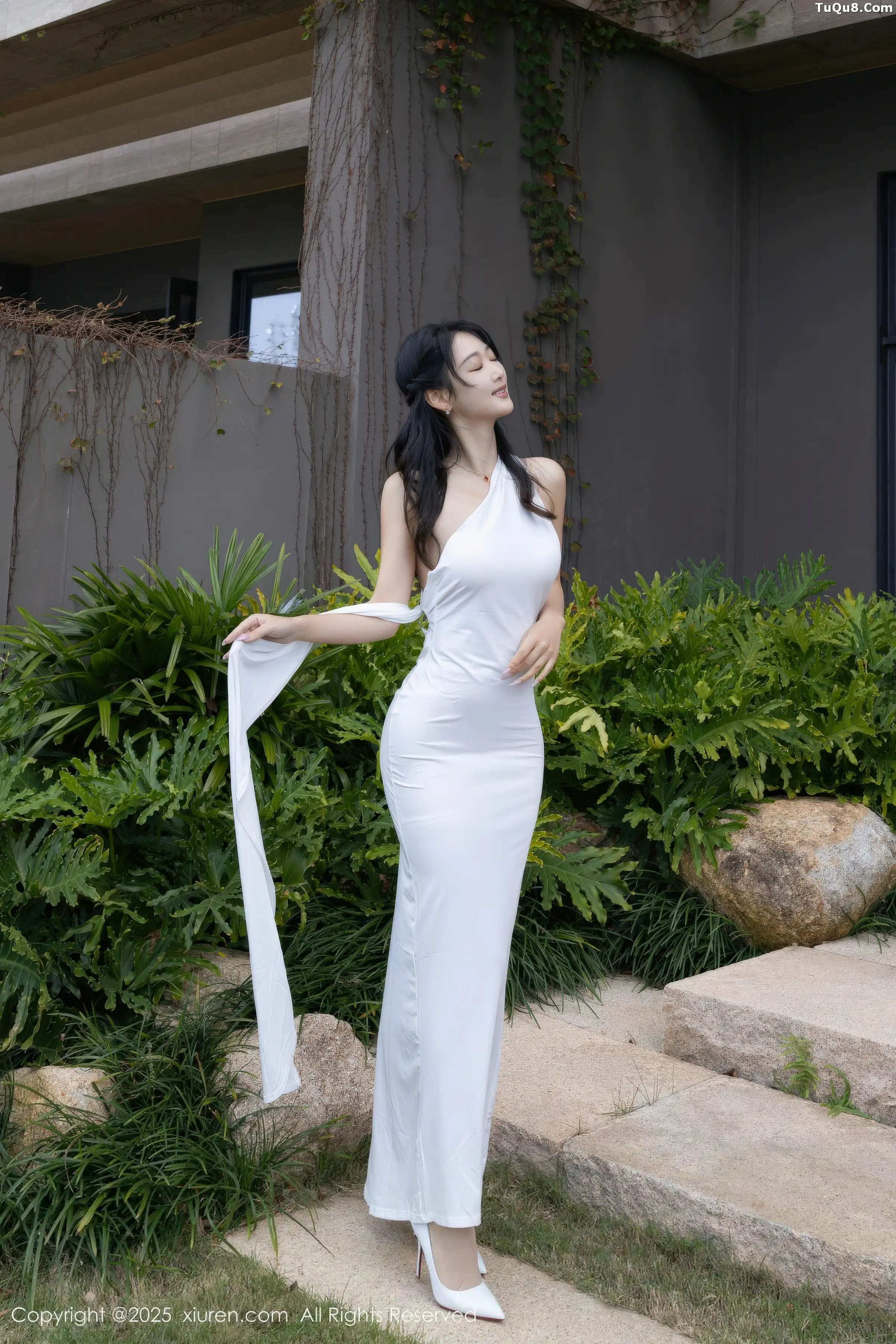 唐安琪性感白色长裙配超薄无内肉丝秀曼妙身姿撩人绝美写真 第 23 张