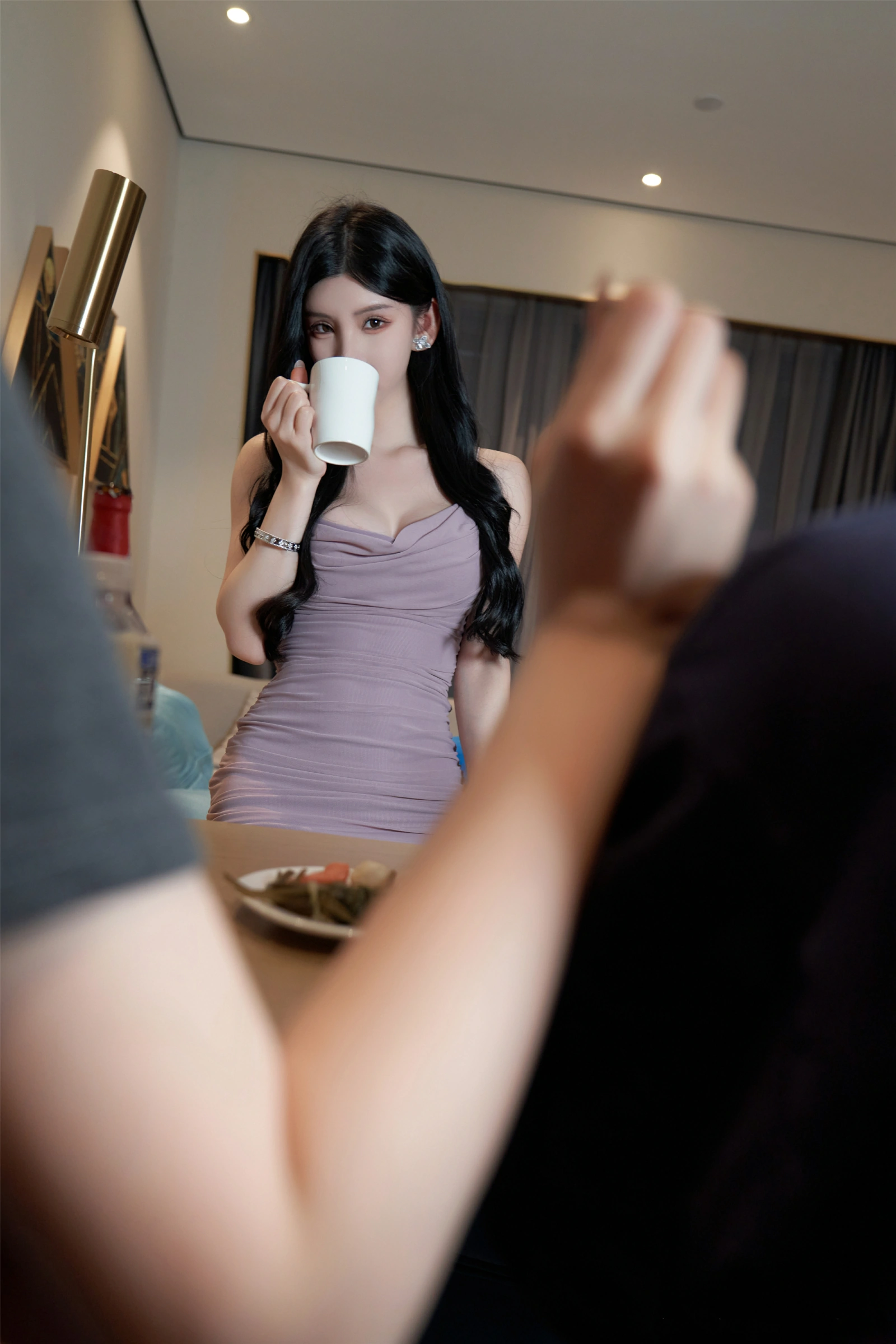 [秀人付费] 周于希Sally 诱人私拍福利 色诱邻居老公 第 21 张