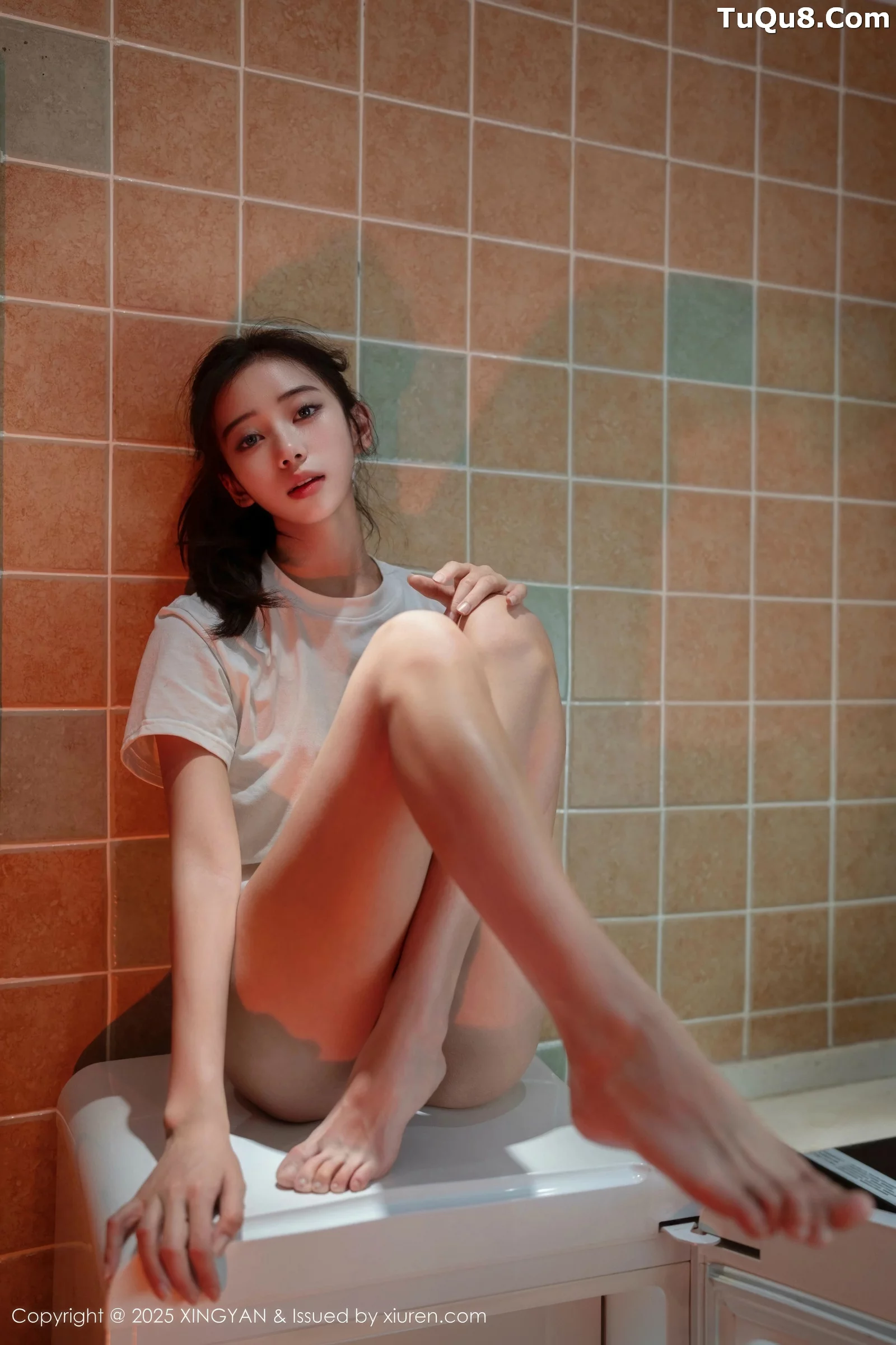 时安安性感篮球服露白短T配黑丝吊袜秀柔美身段绝美写真 第 75 张