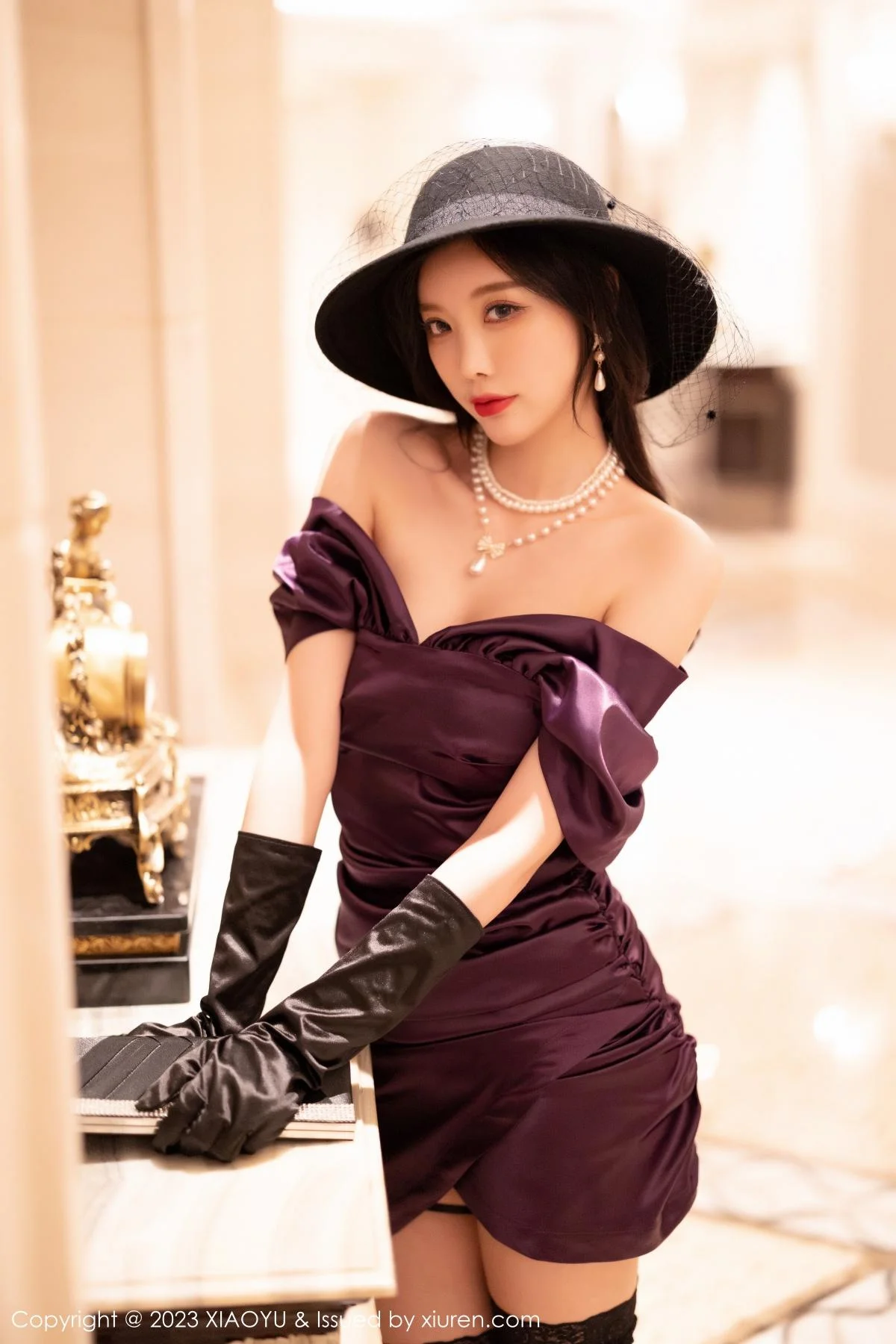 杨晨晨Yome脱露肩连衣短裙秀淡紫色蕾丝内衣完美绝美写真 第 19 张
