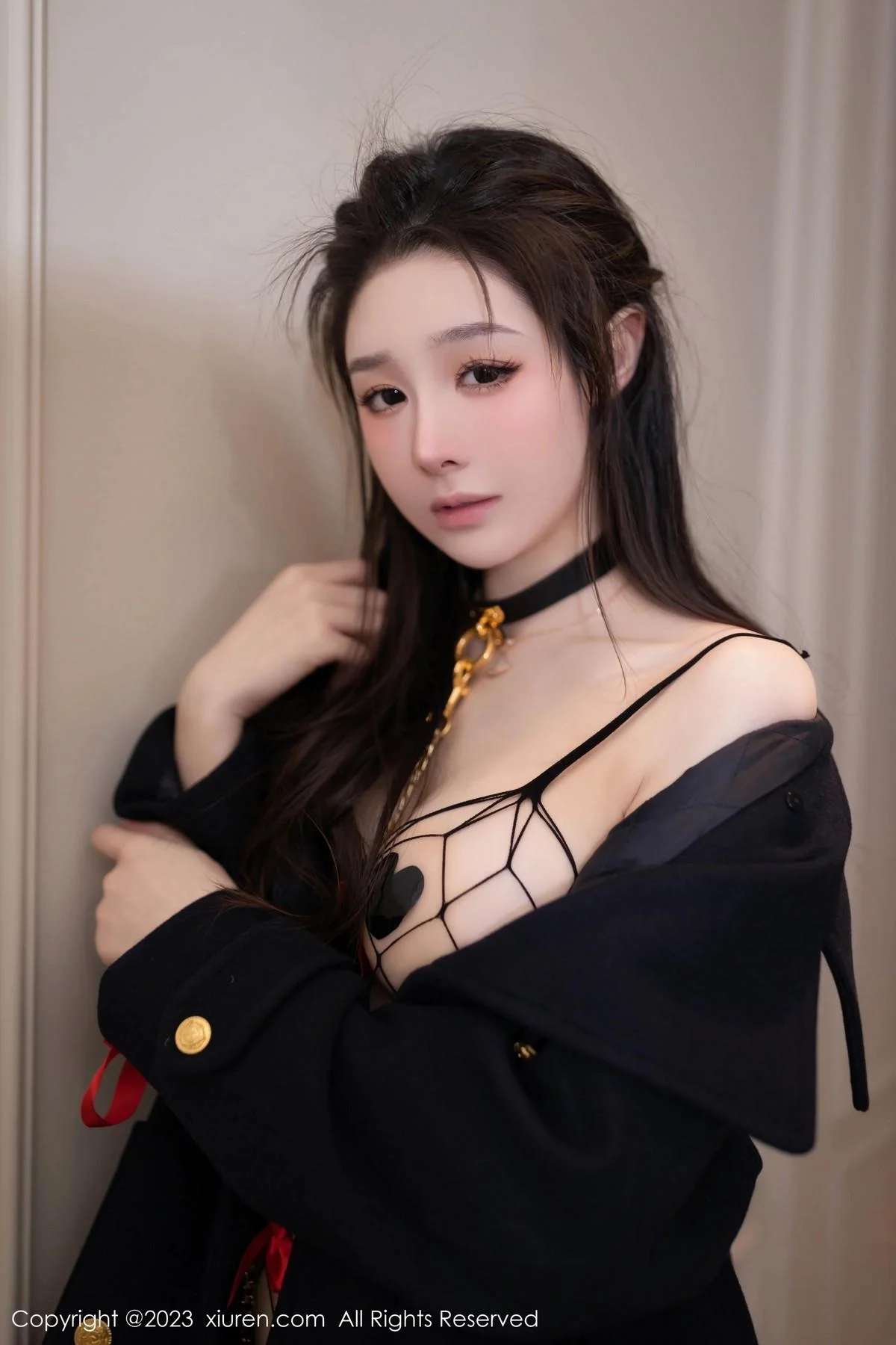 小逗逗捆绑主题性感黑色网格情趣服配黑丝袜撩人绝美写真 第 33 张