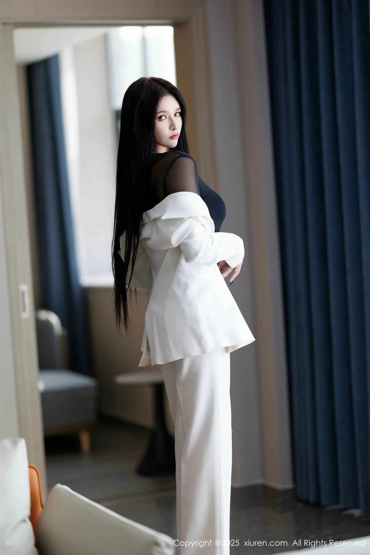 娜比性感黑色情趣内衣配黑丝吊袜秀凹凸身材完美绝美写真 第 30 张