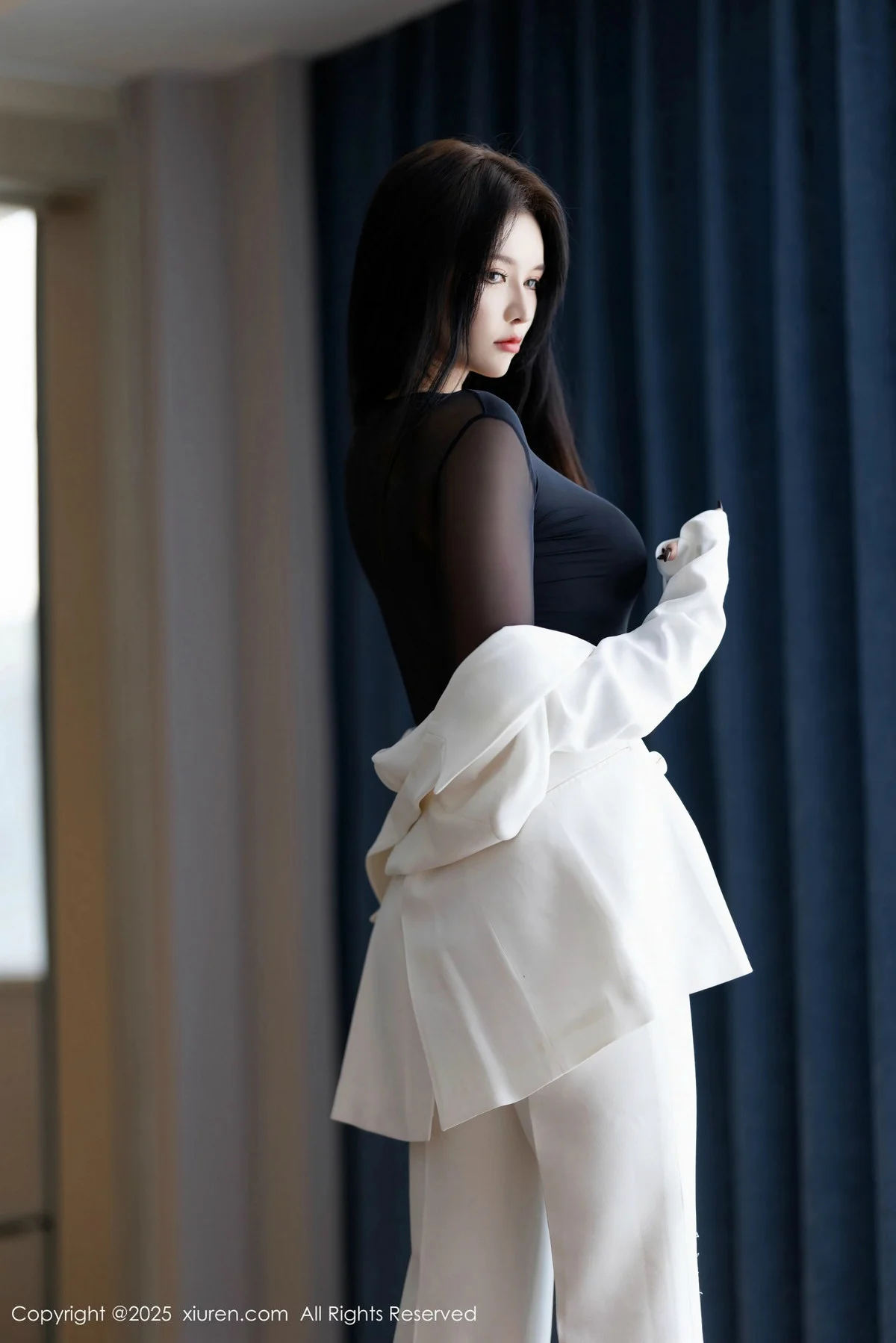 娜比性感黑色情趣内衣配黑丝吊袜秀凹凸身材完美绝美写真 第 31 张