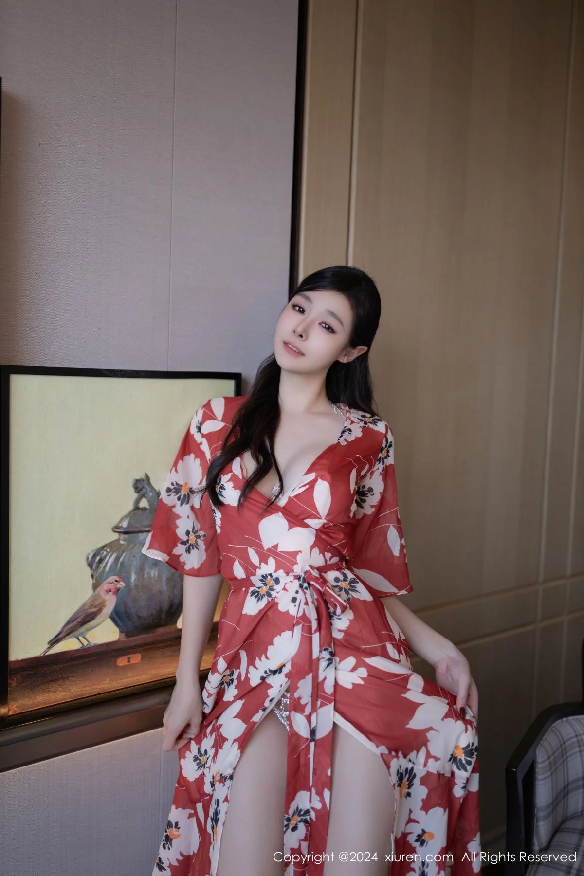 小逗逗性感花朵连衣裙露白色情趣内衣秀曼妙身姿绝美写真 第 4 张