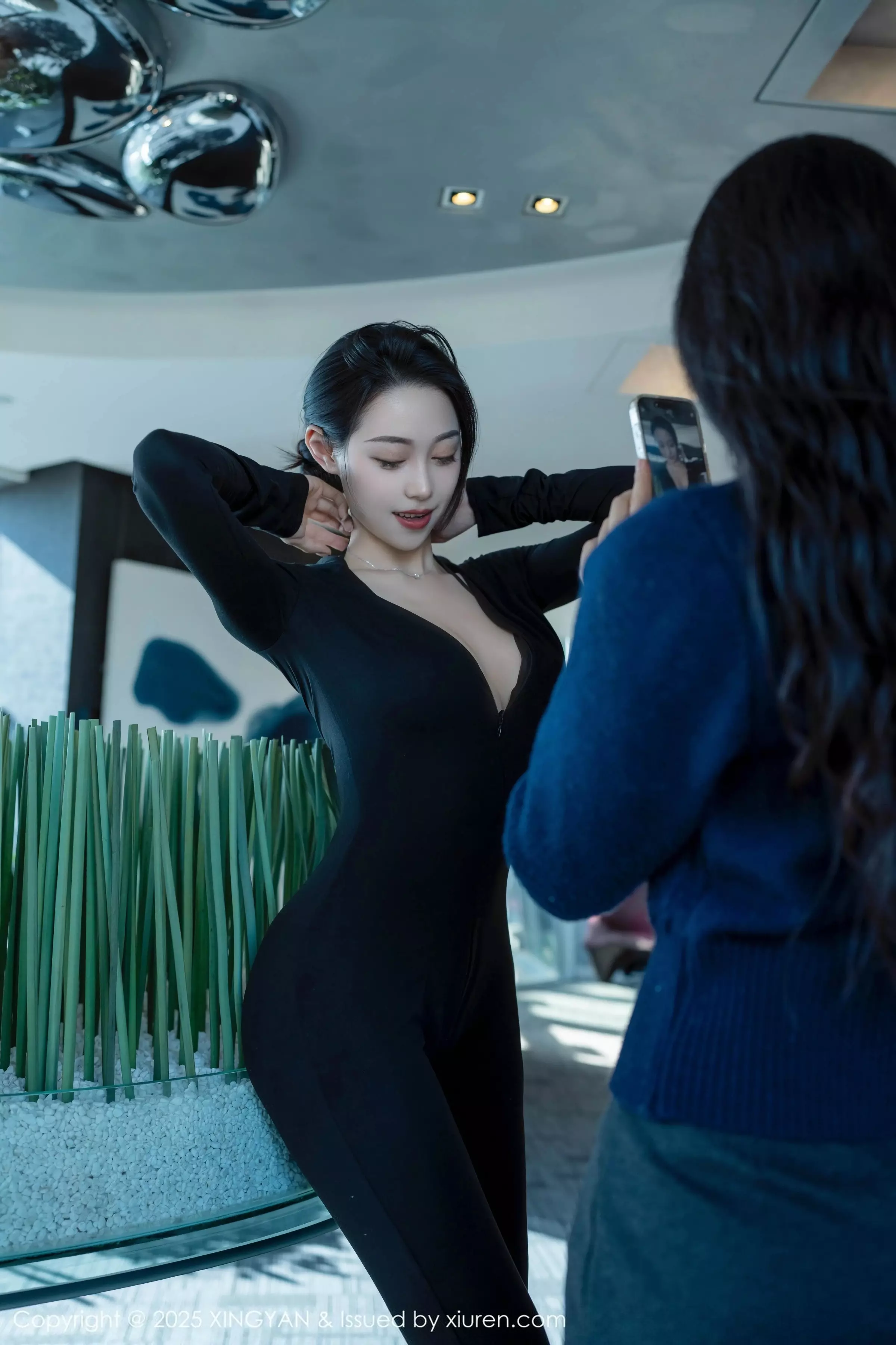 清妙性感OL职业装露轻透黑色内衣秀完美身材绝美写真 第 28 张