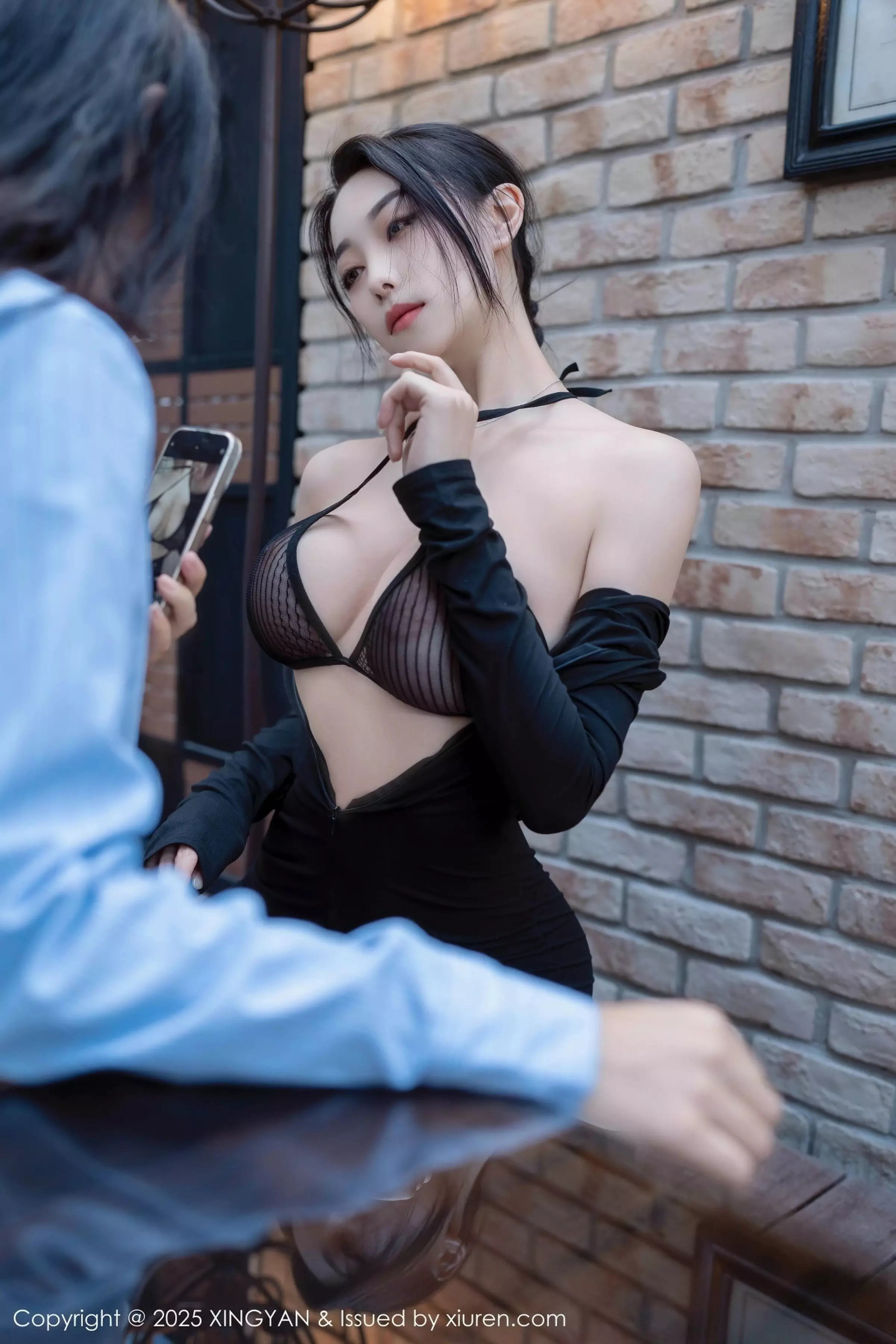 清妙性感OL职业装露轻透黑色内衣秀完美身材绝美写真 第 75 张