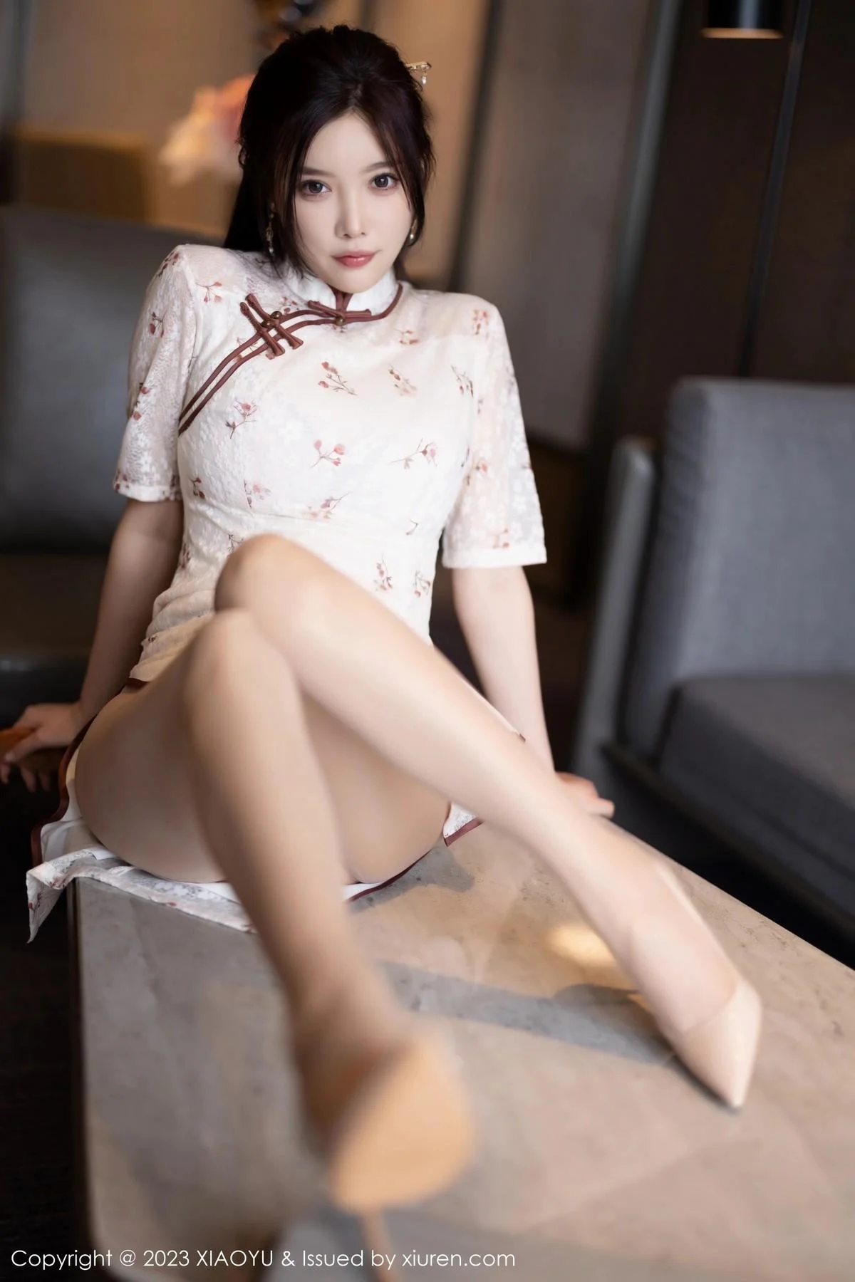 杨晨晨Yome性感白色旗袍露轻透内衣配超薄肉丝绝美写真 第 30 张