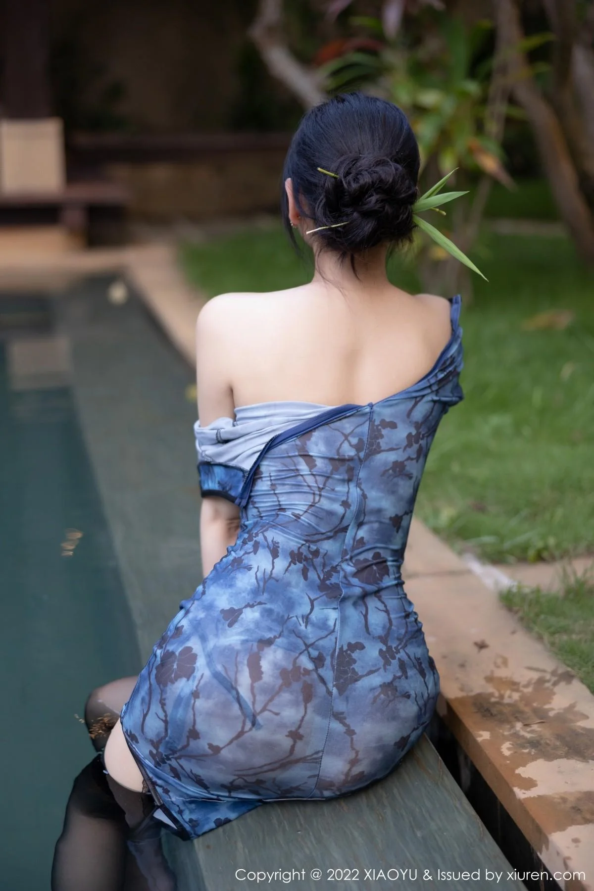 杨晨晨Yome心愿旅拍性感旗袍配超薄黑丝秀美腿绝美写真 第 89 张