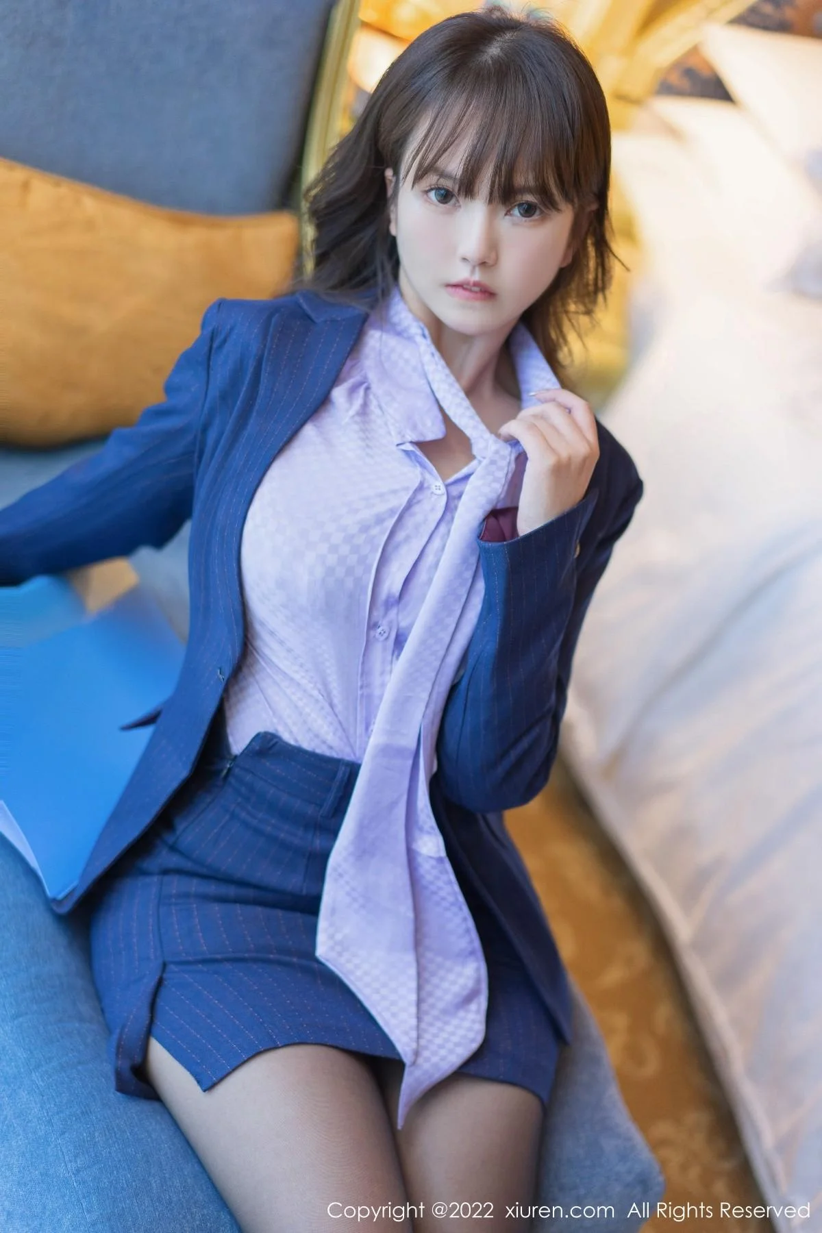 张思允Nice-OL装扮半脱露性感蕾丝内衣秀完美身材绝美写真 第 3 张