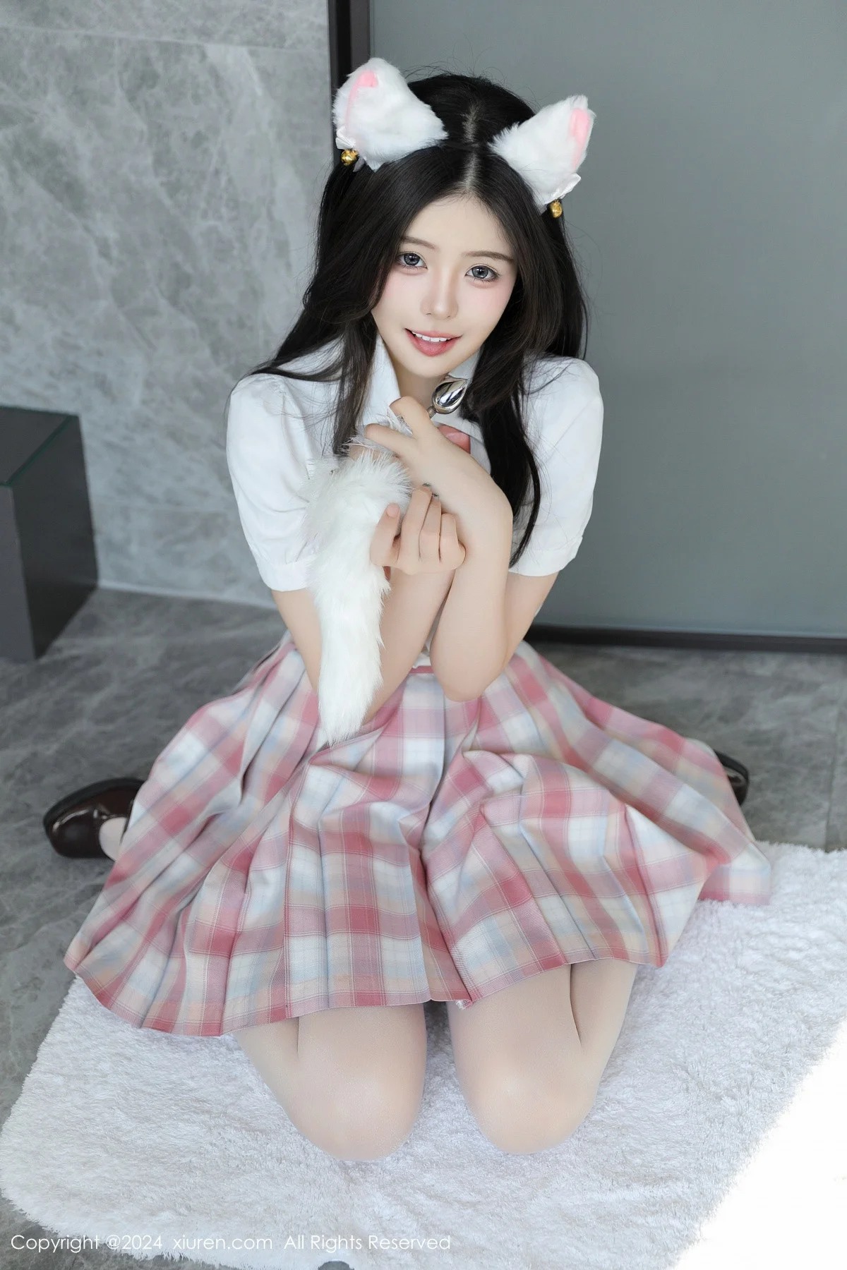 袁圆私房性感JK制服配超薄白丝秀曼妙身姿完美绝美写真 第 13 张