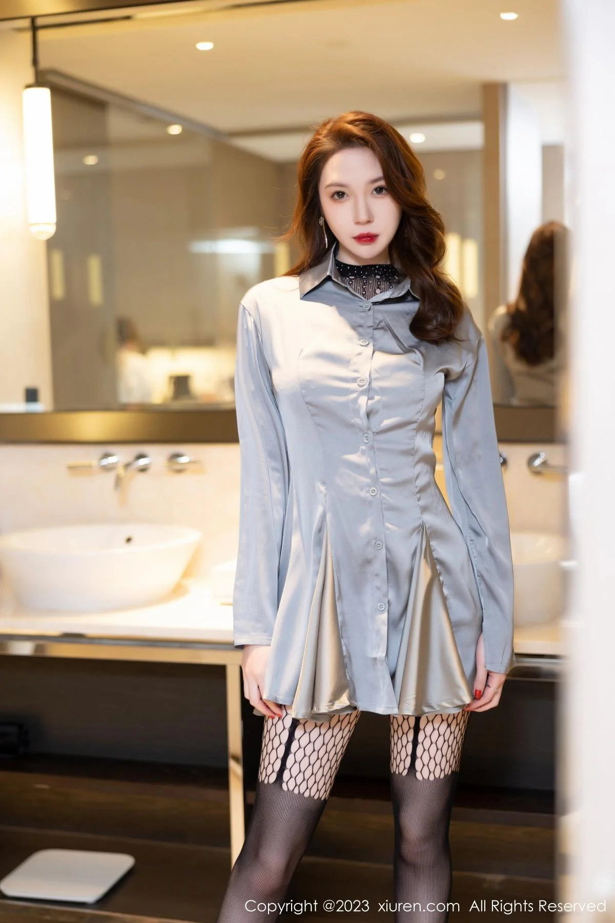 梦心玥海南岛旅拍黑色轻透薄纱服秀高挑曼妙身姿迷人写真 第 1 张