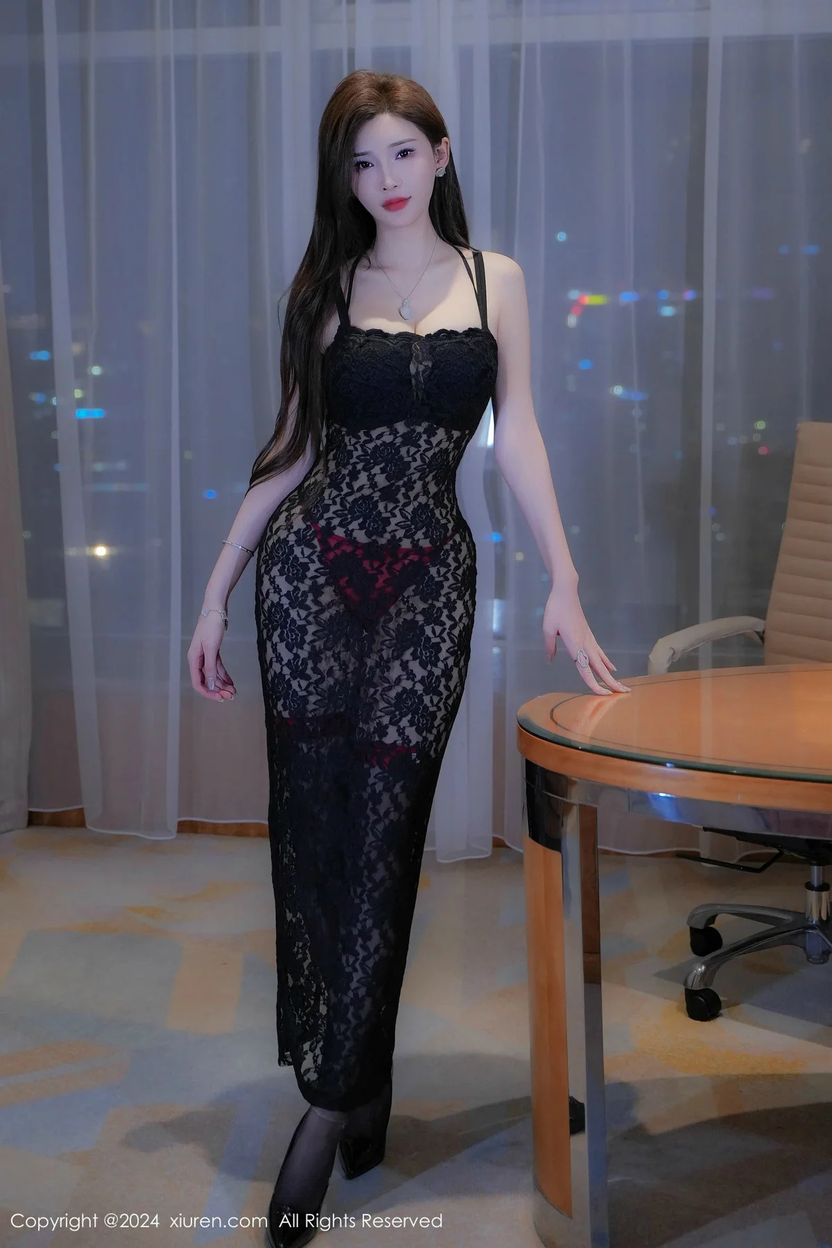 Carol周妍希X性感黑色情趣内衣配黑丝袜秀丰满身材绝美写真 第 8 张