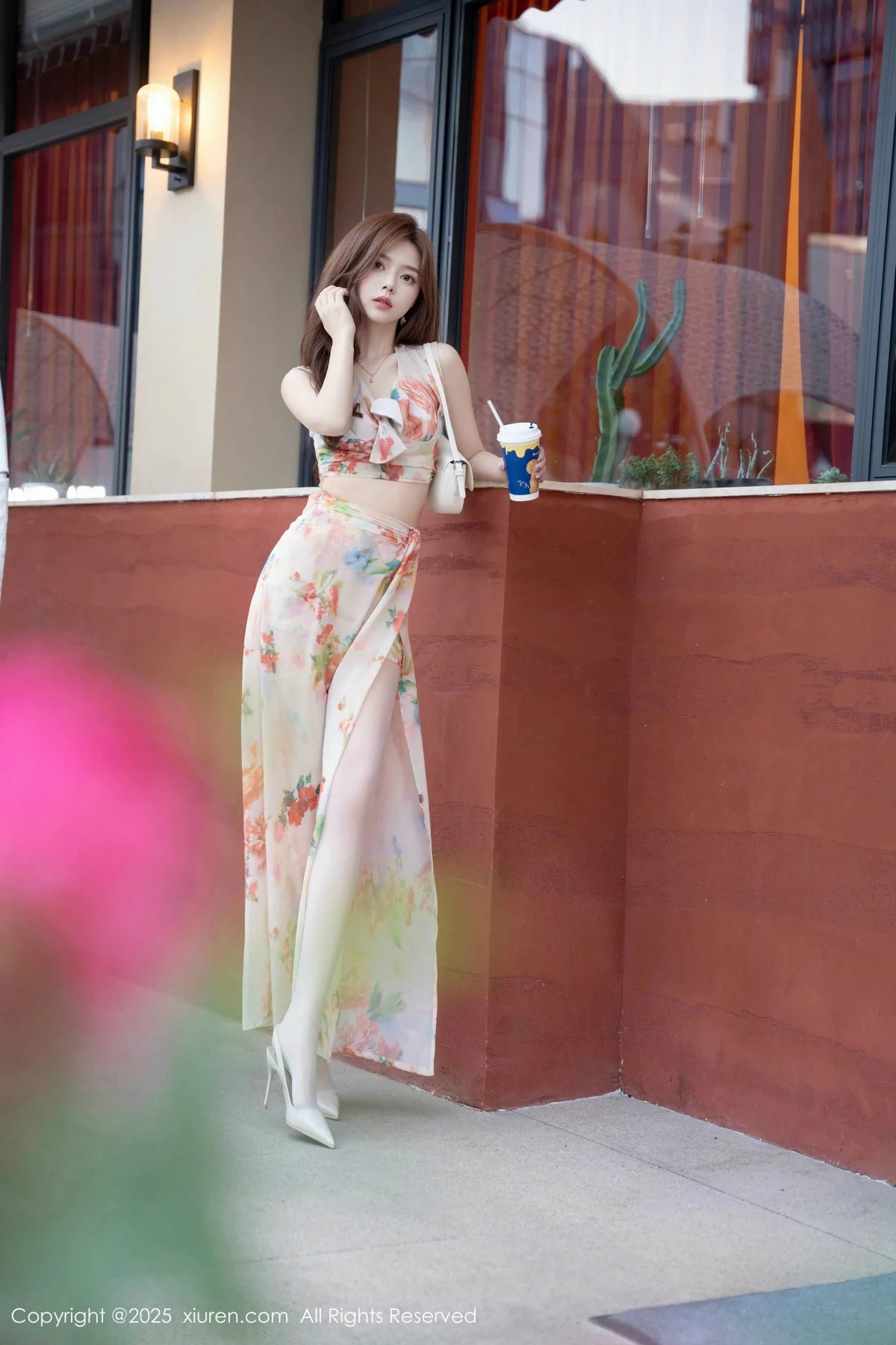 拍黄瓜girl性感碎花长裙配超薄肉丝秀曼妙身姿完美绝美写真 第 68 张