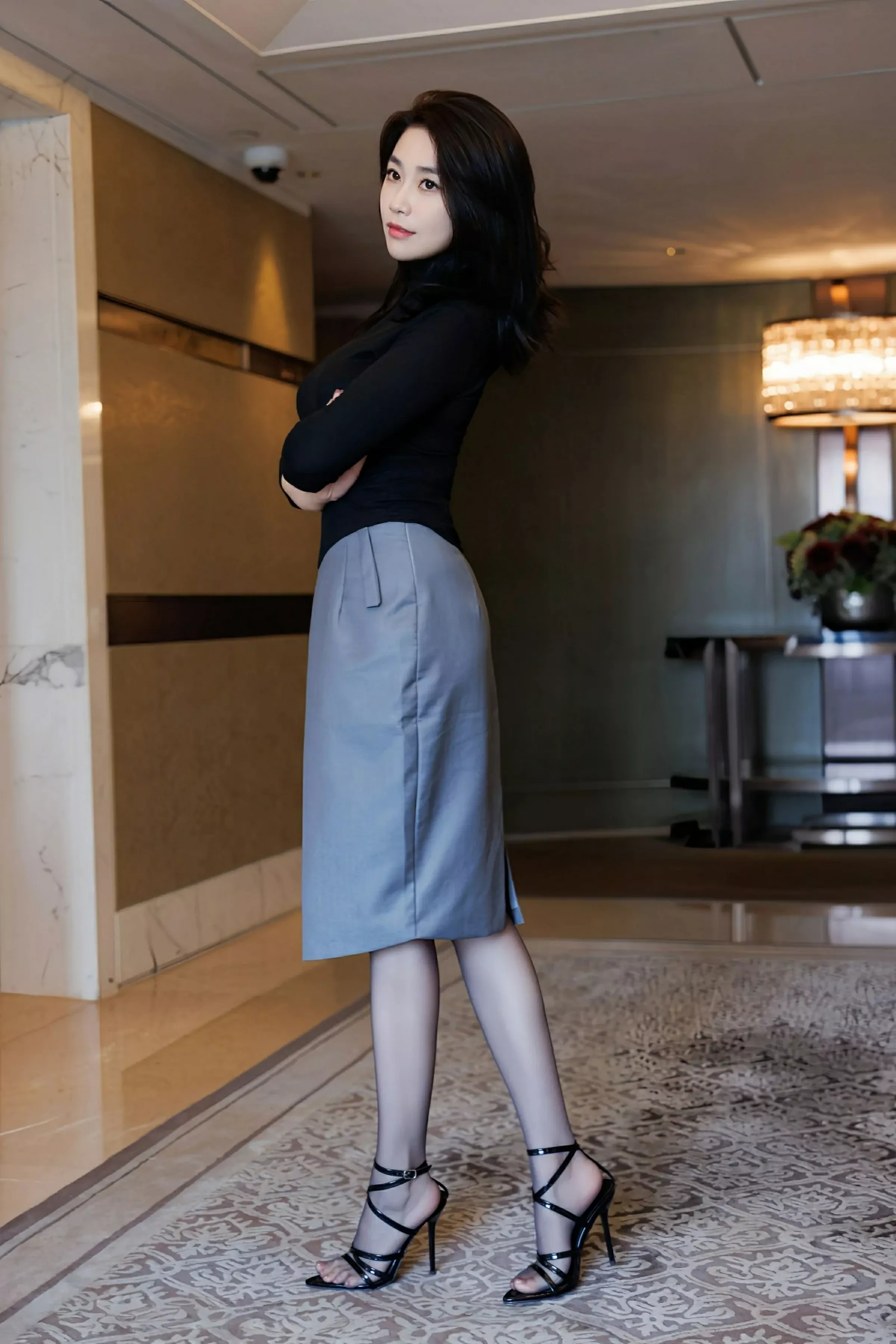 许诺Sabrina性感黑色OL服饰露黑色内衣秀完美身材绝美写真 第 36 张
