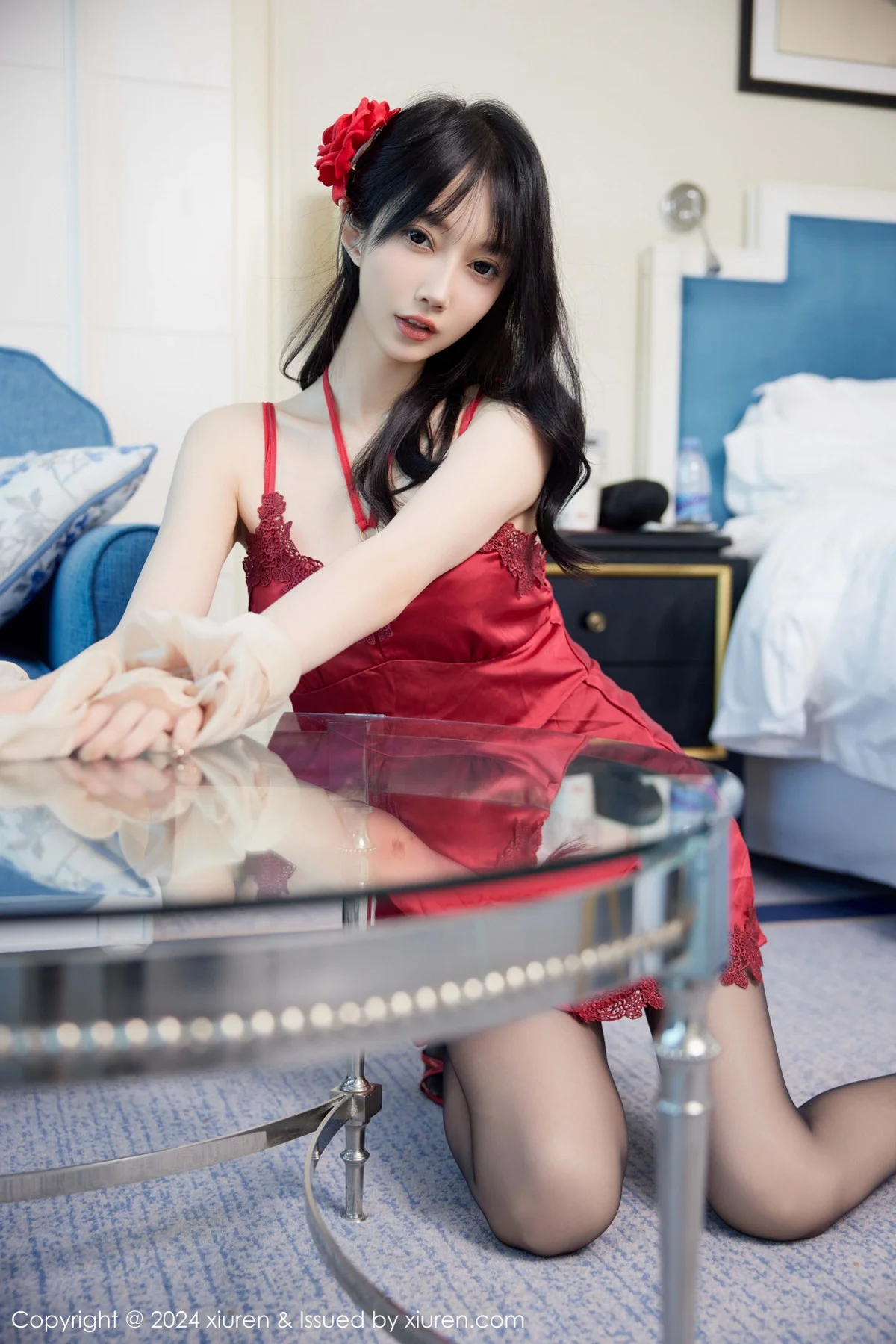 玥儿玥er性感红色睡裙露红色内衣配超薄黑色秀美腿绝美写真 第 52 张