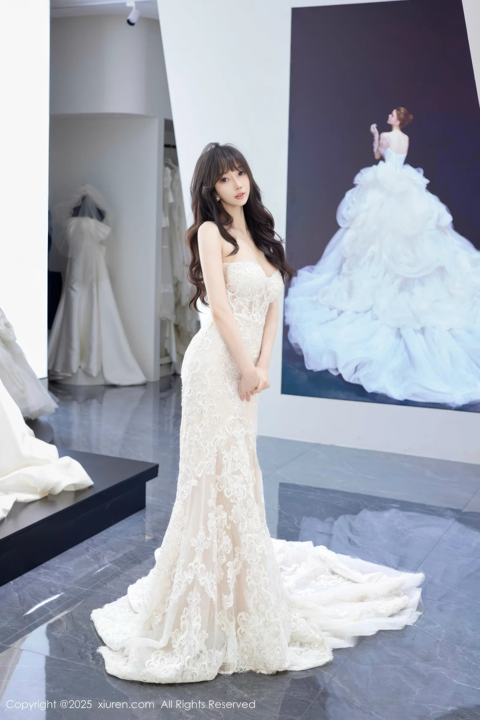 玥儿玥er私房性感白色婚纱礼裙秀完美身材迷人绝美写真 第 11 张
