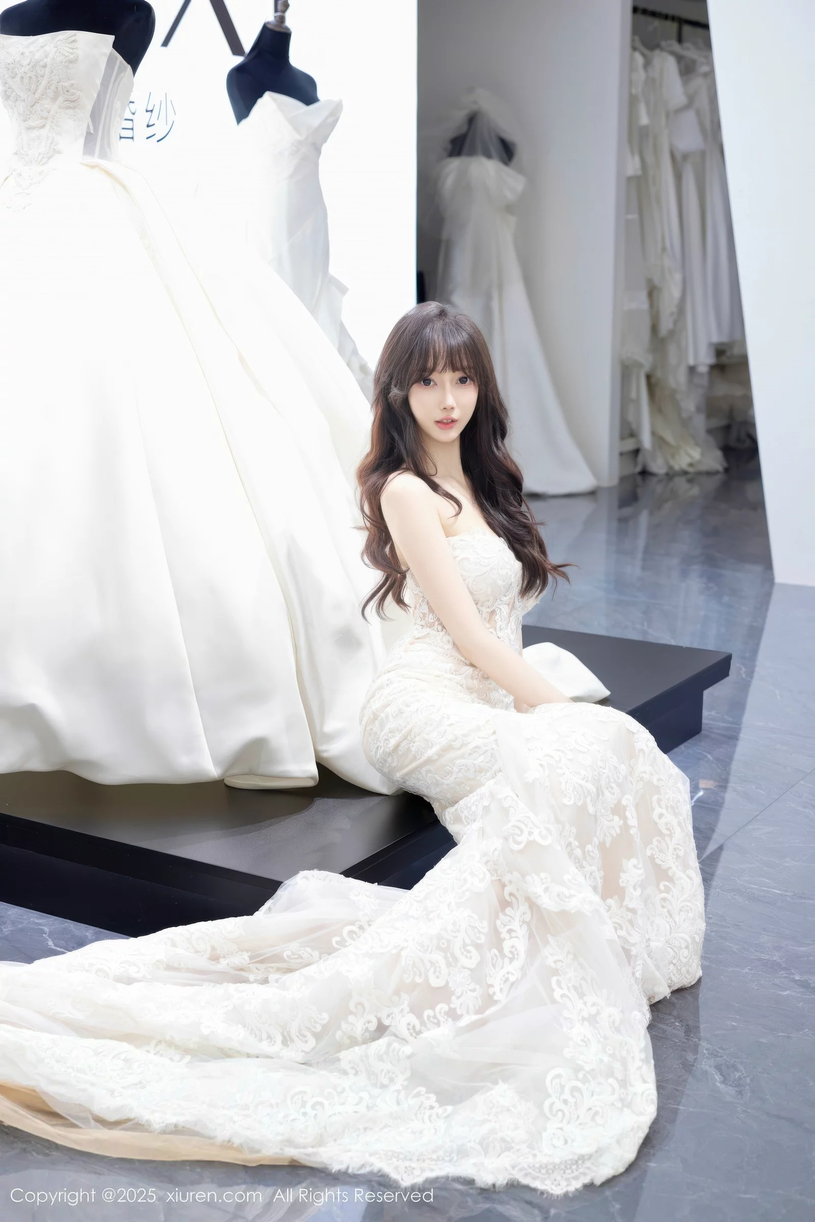 玥儿玥er私房性感白色婚纱礼裙秀完美身材迷人绝美写真 第 19 张
