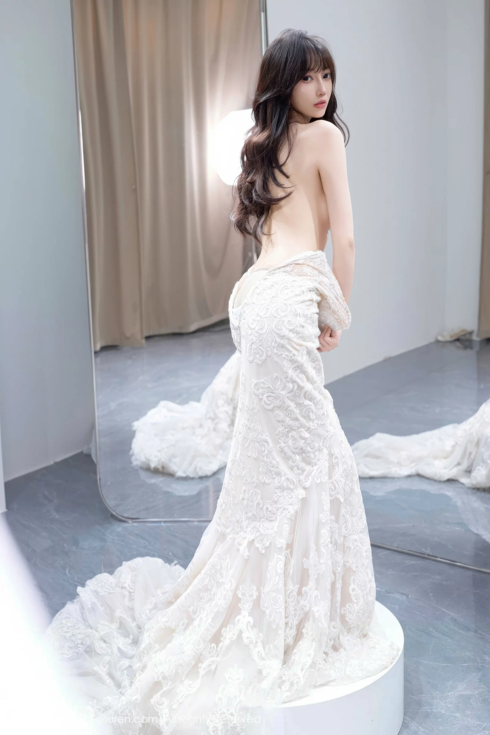 玥儿玥er私房性感白色婚纱礼裙秀完美身材迷人绝美写真 第 70 张