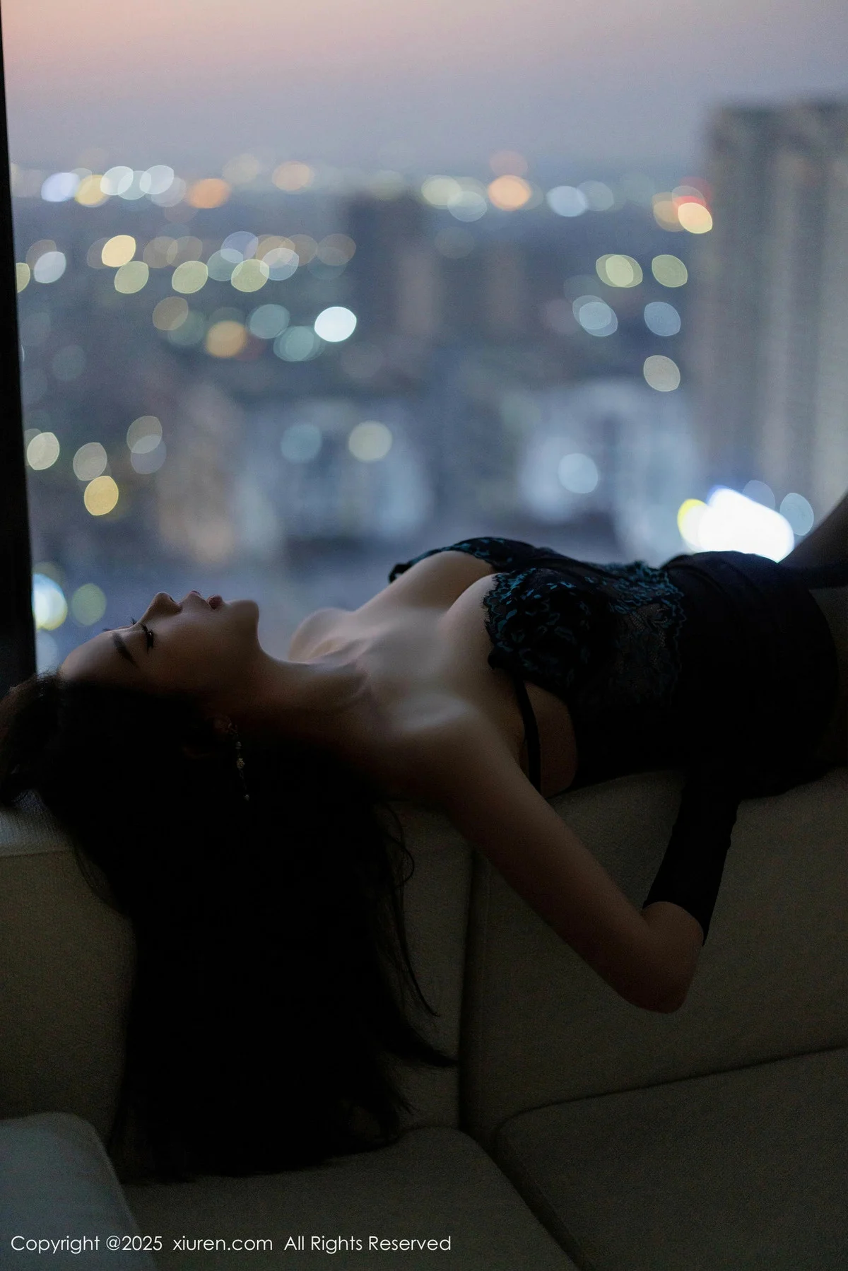 梦心玥性感黑色连衣短裙配超薄黑丝秀高挑曼妙身姿绝美写真 第 79 张