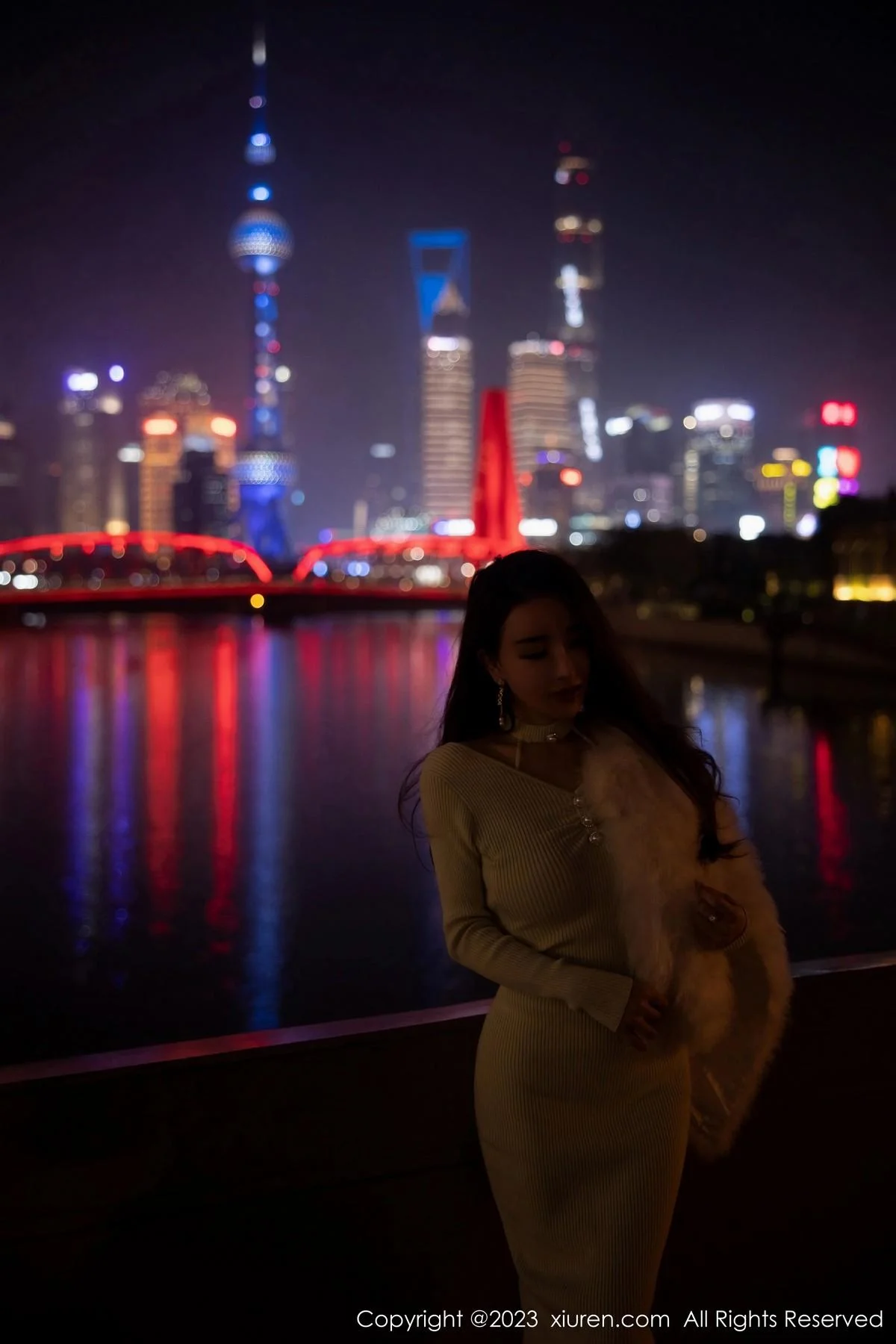 雨儿1494性感白色连身长裙露黑色内衣秀丰腴身材绝美写真 第 3 张