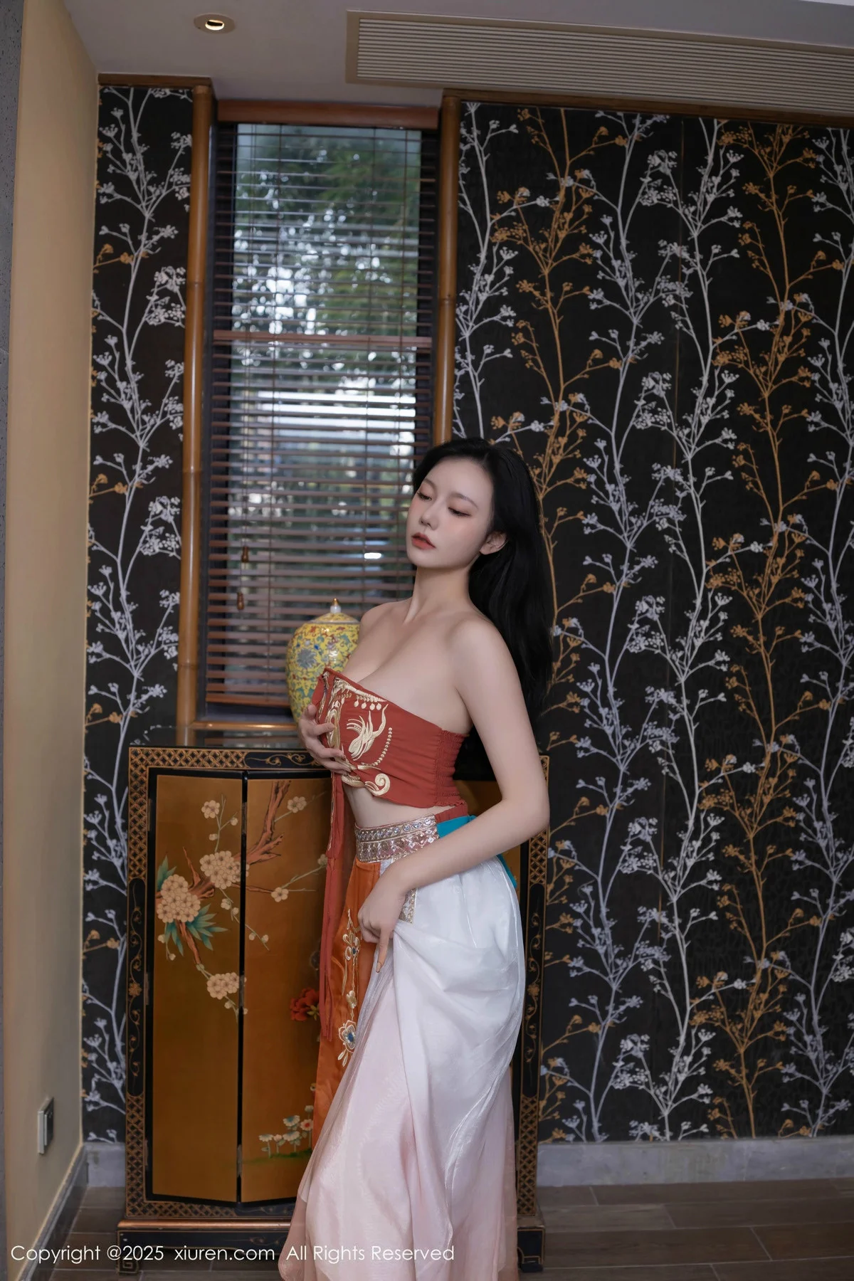 安然anran性感古风薄纱服饰配超薄肉丝秀丰满身材绝美写真 第 26 张
