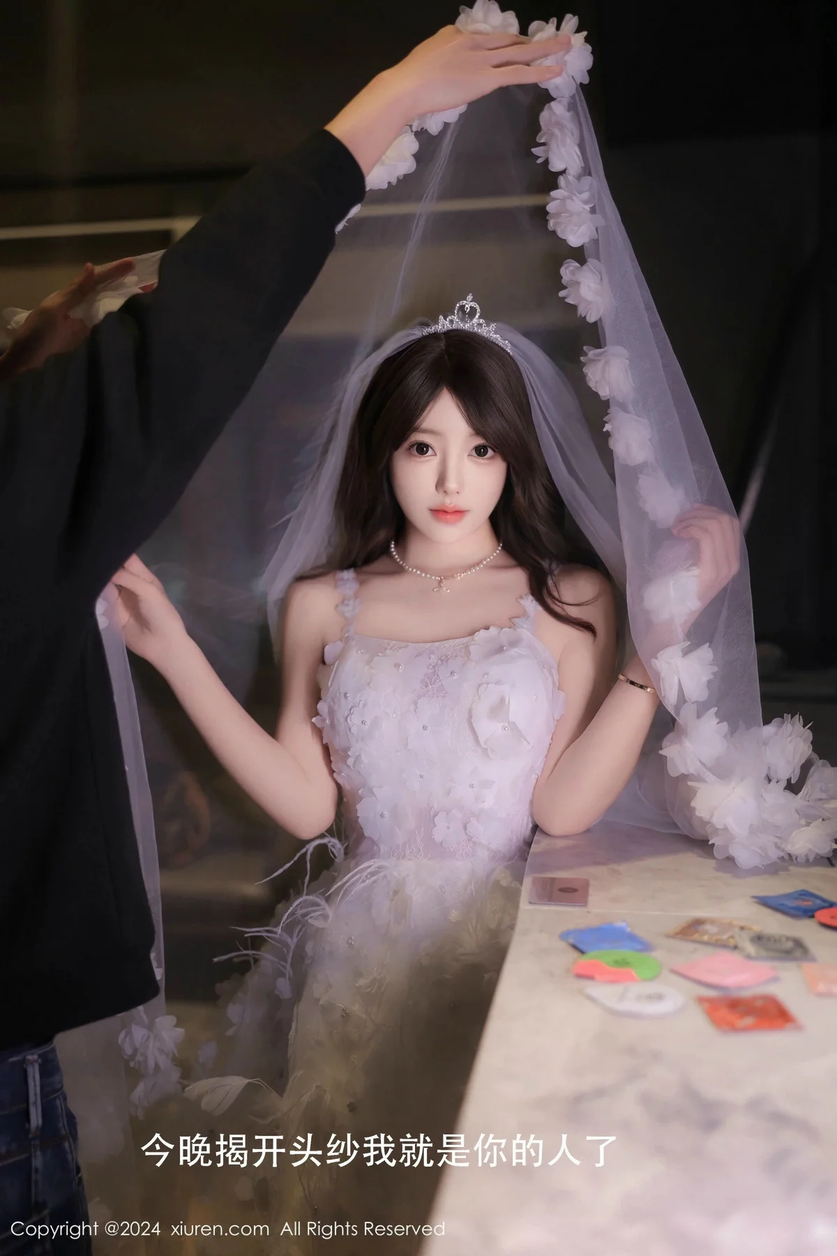 桃妖夭性感白色婚纱露白色内衣配超薄肉丝秀曼妙身姿绝美写真 第 36 张