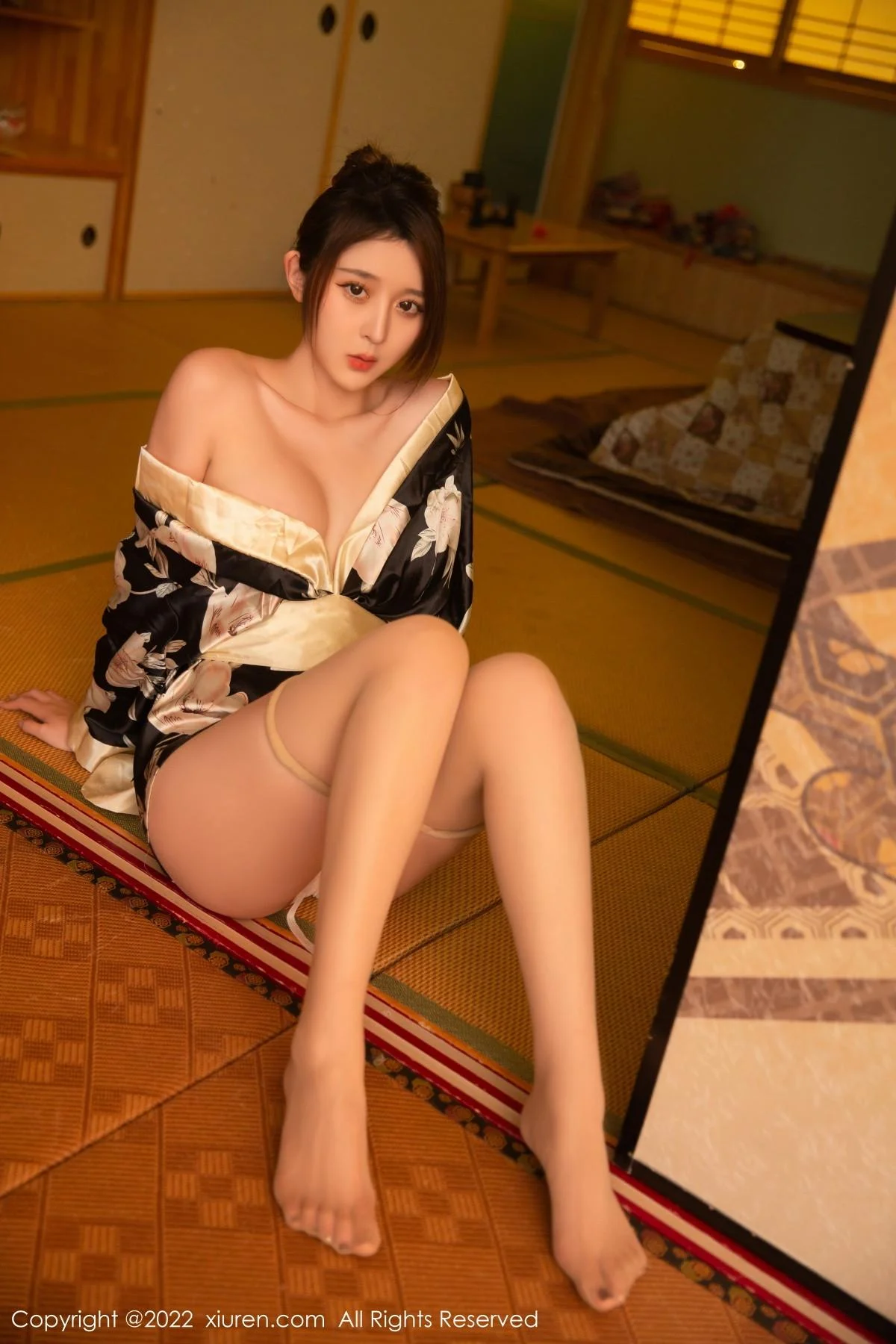 夏甜甜性感黑色日式和服配超薄肉丝半脱秀完美身材绝美写真 第 11 张