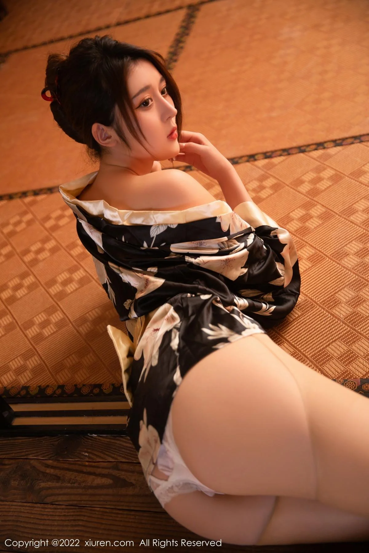 夏甜甜性感黑色日式和服配超薄肉丝半脱秀完美身材绝美写真 第 73 张