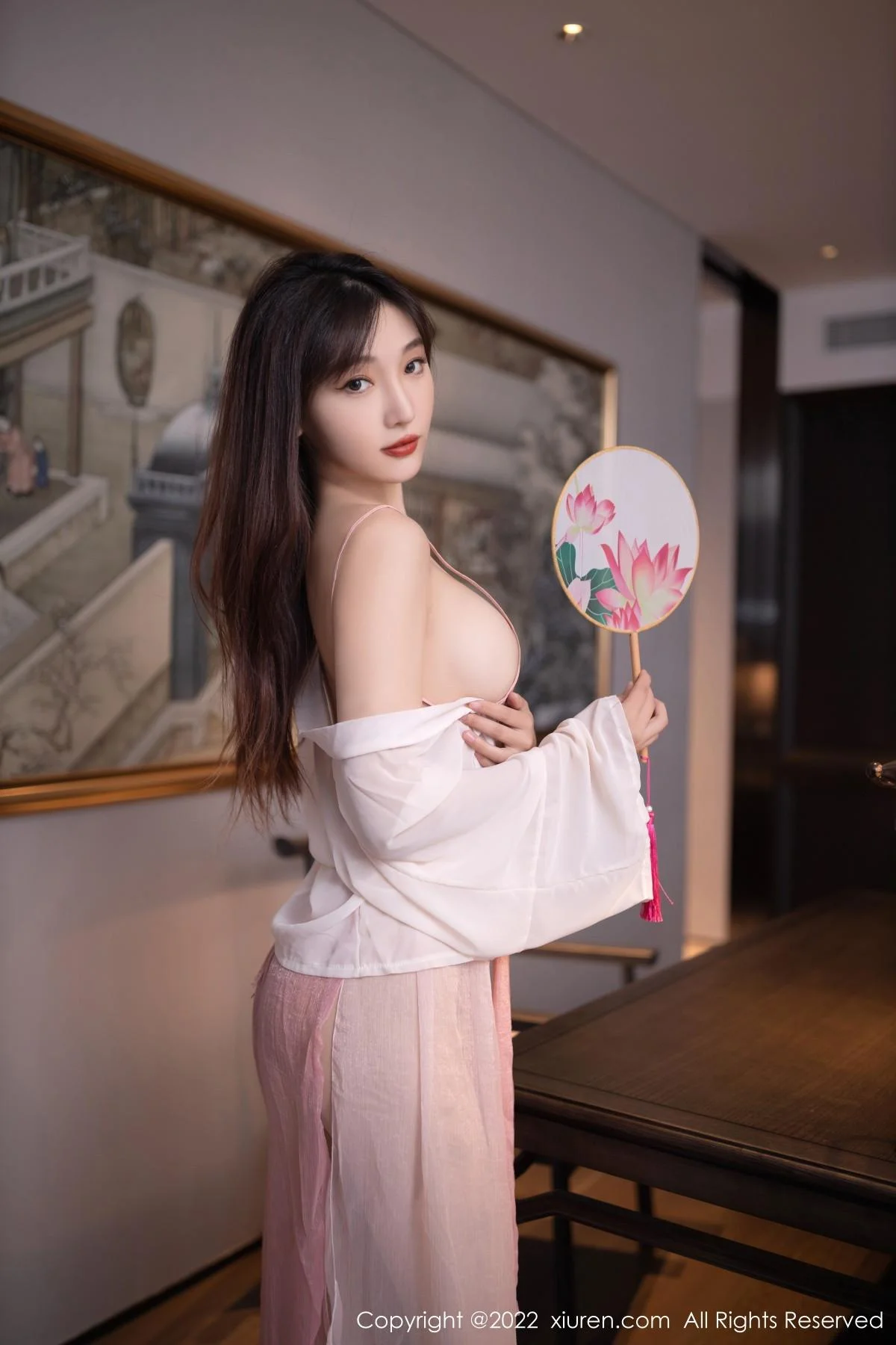 陆萱萱性感粉色古装服配超薄肉丝秀完美身材撩人绝美写真 第 9 张