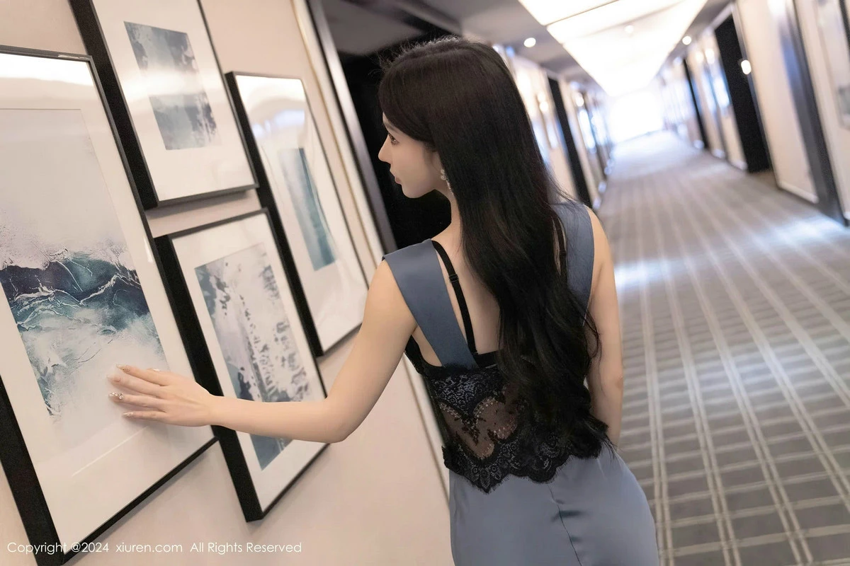 周于希Sally性感蕾丝长裙+黑色薄纱连体衣秀完美身材绝美写真 第 19 张