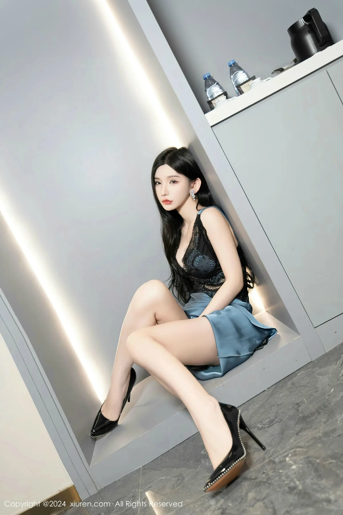 周于希Sally性感蕾丝长裙+黑色薄纱连体衣秀完美身材绝美写真 第 48 张