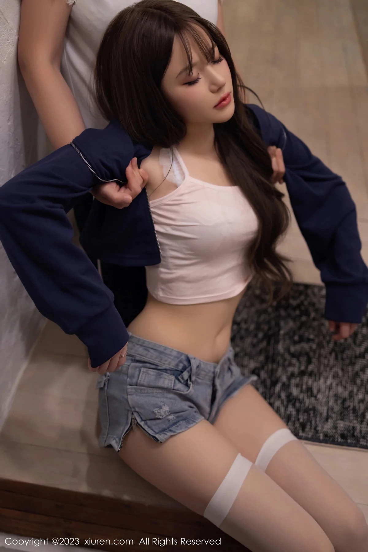 鱼子酱Fish性感淡蓝色内衣配超短牛仔裤秀曼妙身姿绝美写真 第 15 张