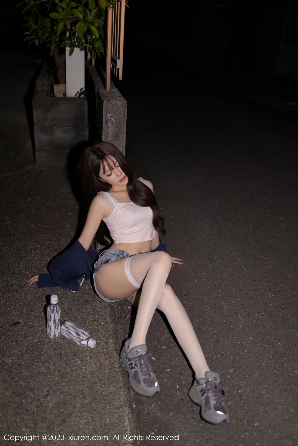 鱼子酱Fish性感淡蓝色内衣配超短牛仔裤秀曼妙身姿绝美写真 第 5 张
