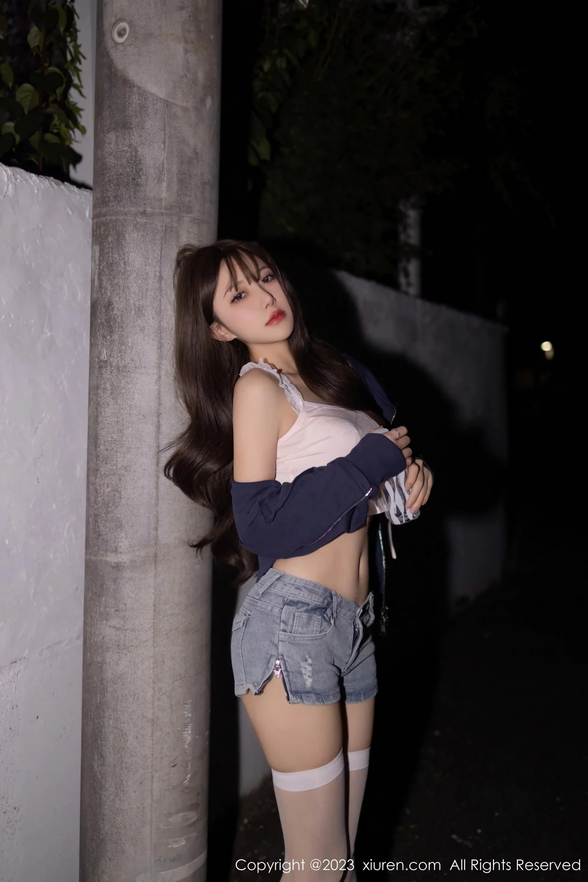 鱼子酱Fish性感淡蓝色内衣配超短牛仔裤秀曼妙身姿绝美写真 第 56 张