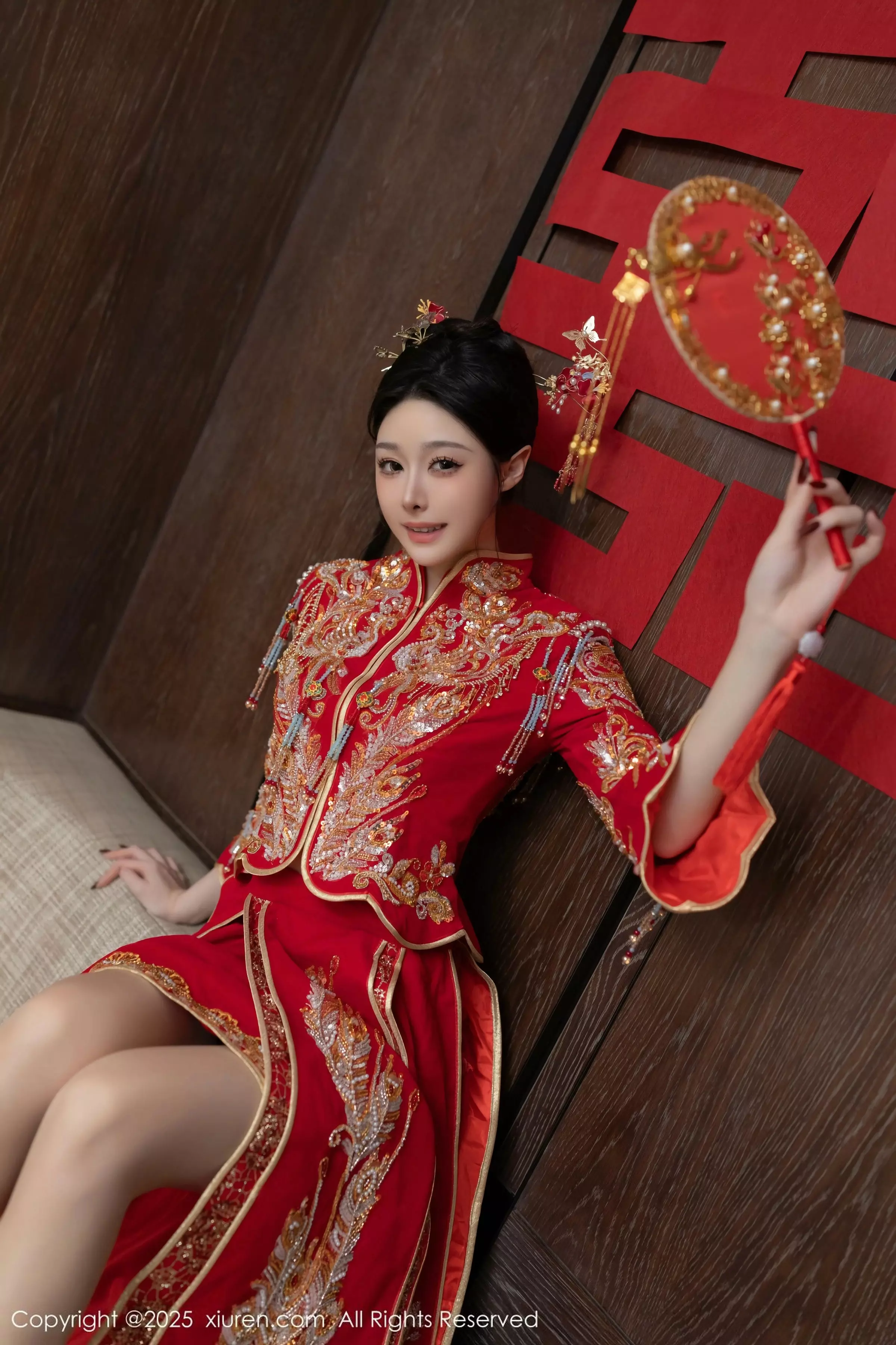 小逗逗新婚主题性感红色蕾丝内衣配黑丝吊袜完美绝美写真 第 26 张