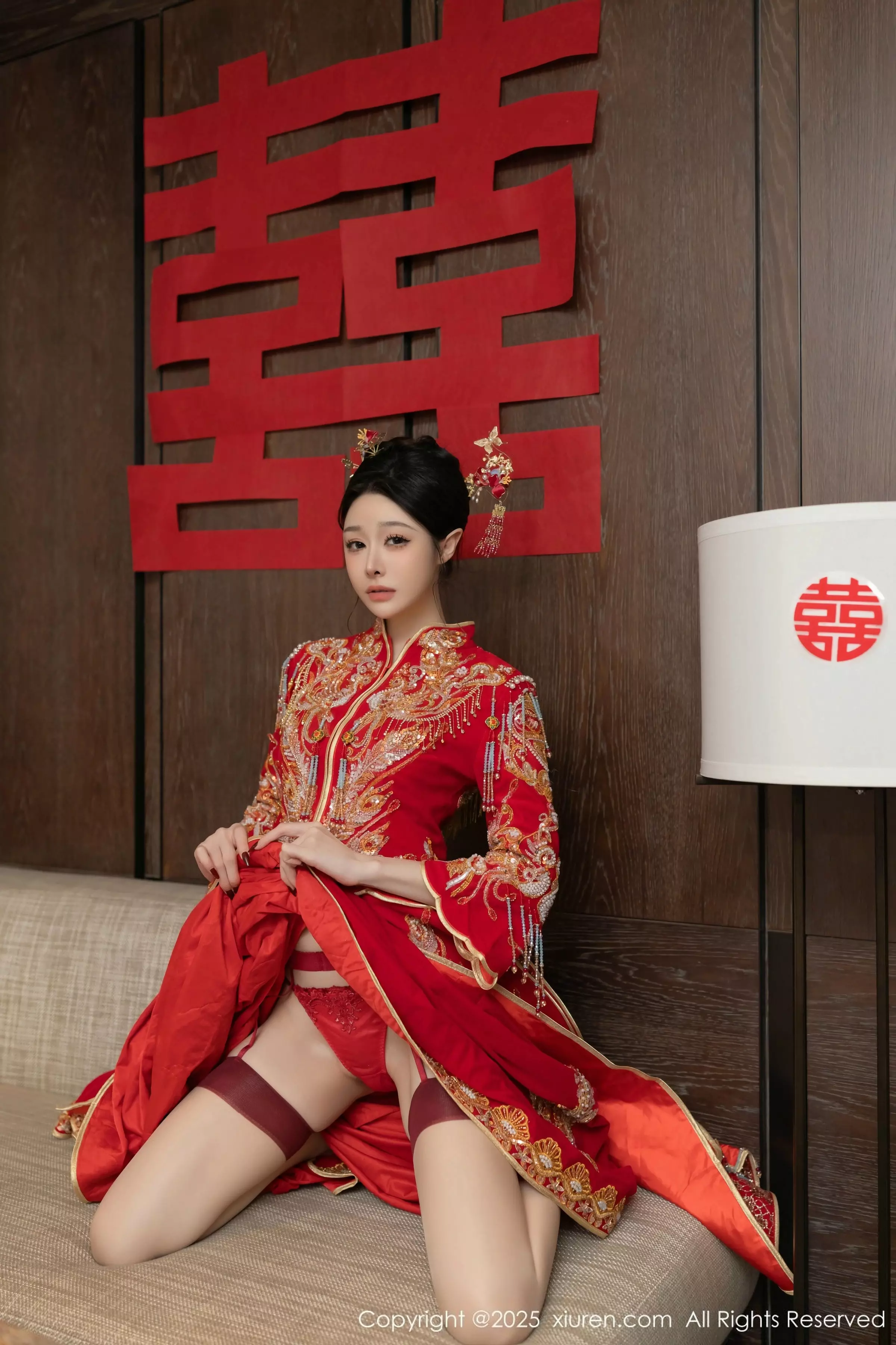 小逗逗新婚主题性感红色蕾丝内衣配黑丝吊袜完美绝美写真 第 34 张