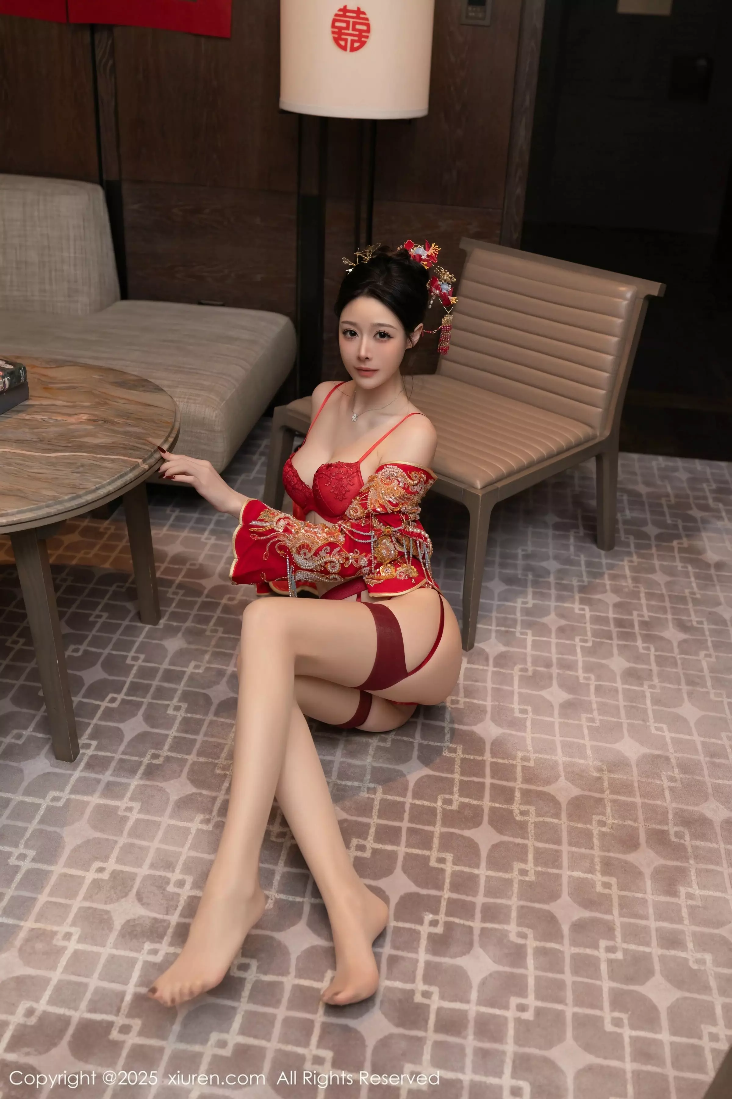 小逗逗新婚主题性感红色蕾丝内衣配黑丝吊袜完美绝美写真 第 98 张