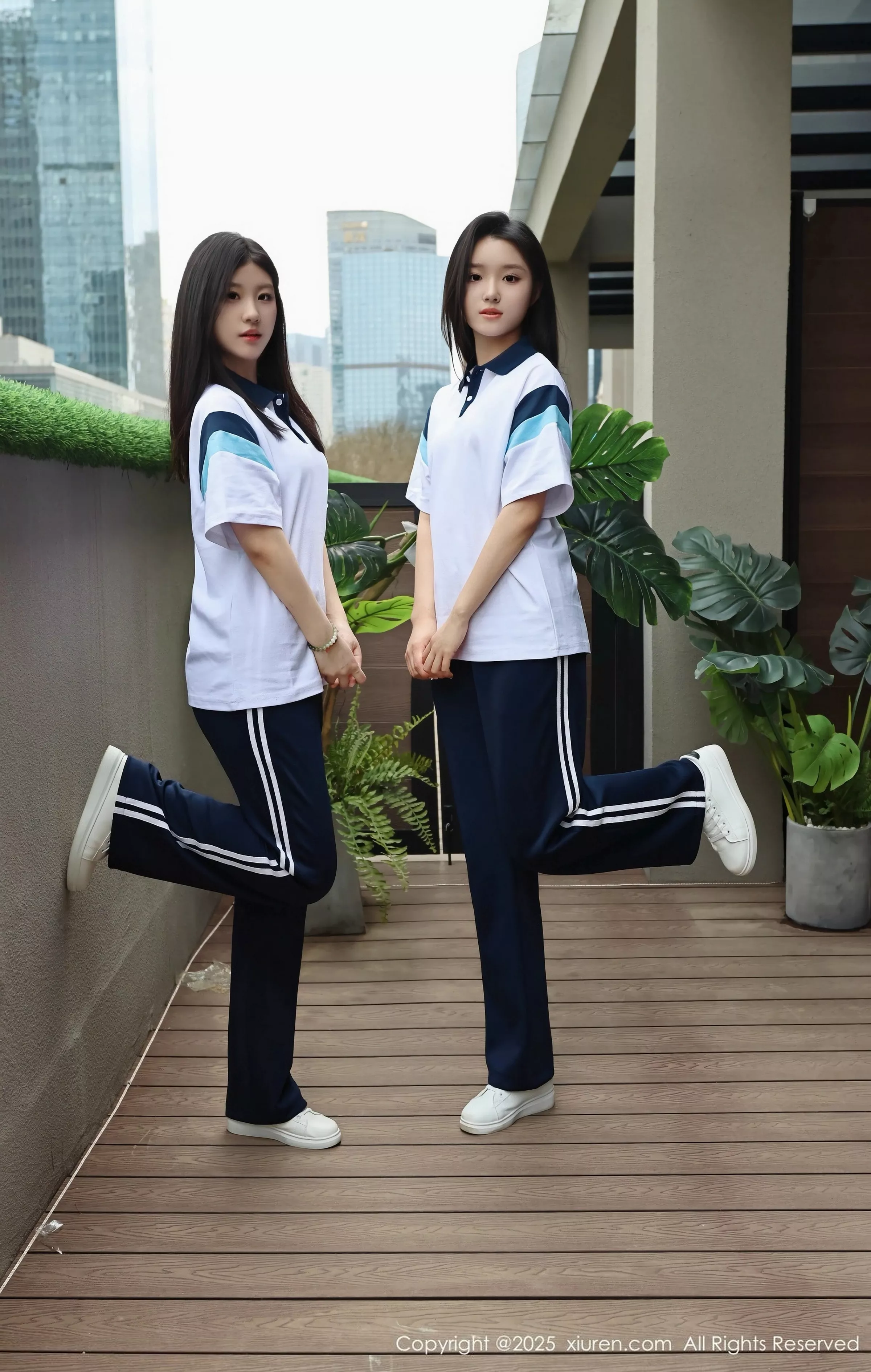合集美女小芭乐性感蓝色校服露白色内衣秀曼妙身姿绝美写真 第 62 张
