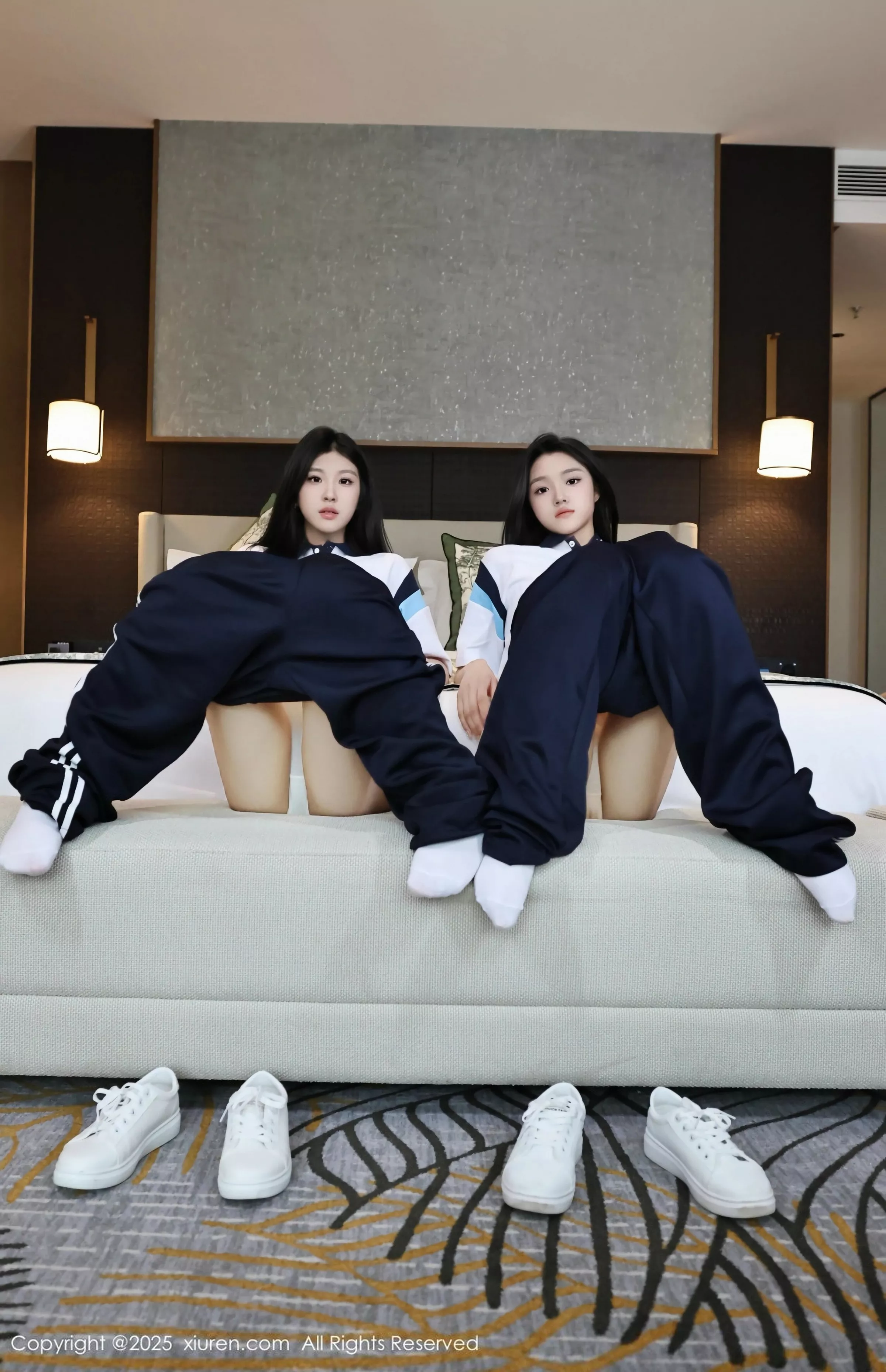 合集美女小芭乐性感蓝色校服露白色内衣秀曼妙身姿绝美写真 第 80 张