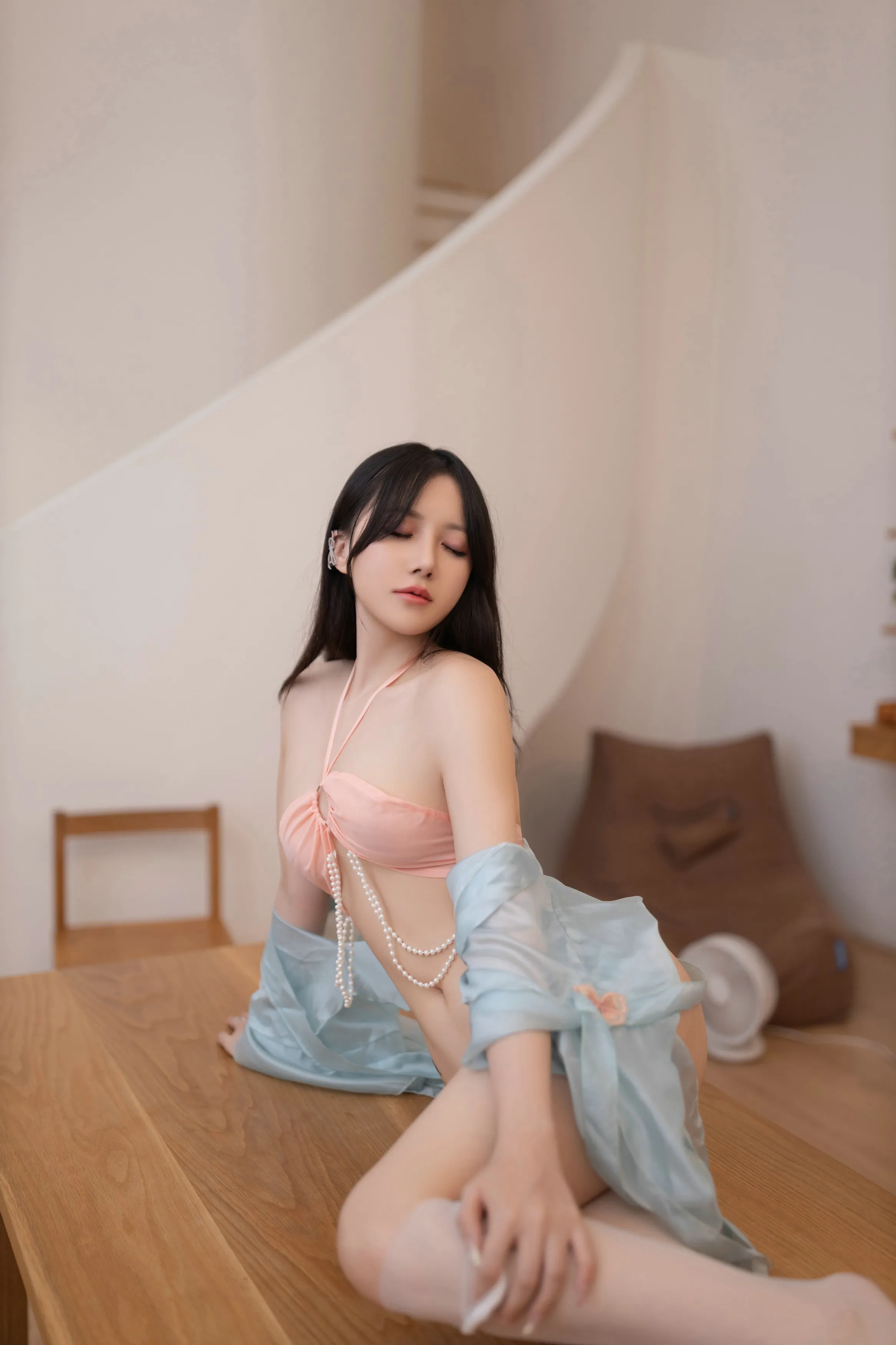 [秀人付费] 鱼子酱Fish 诱人私拍福利 小桃红 第 114 张