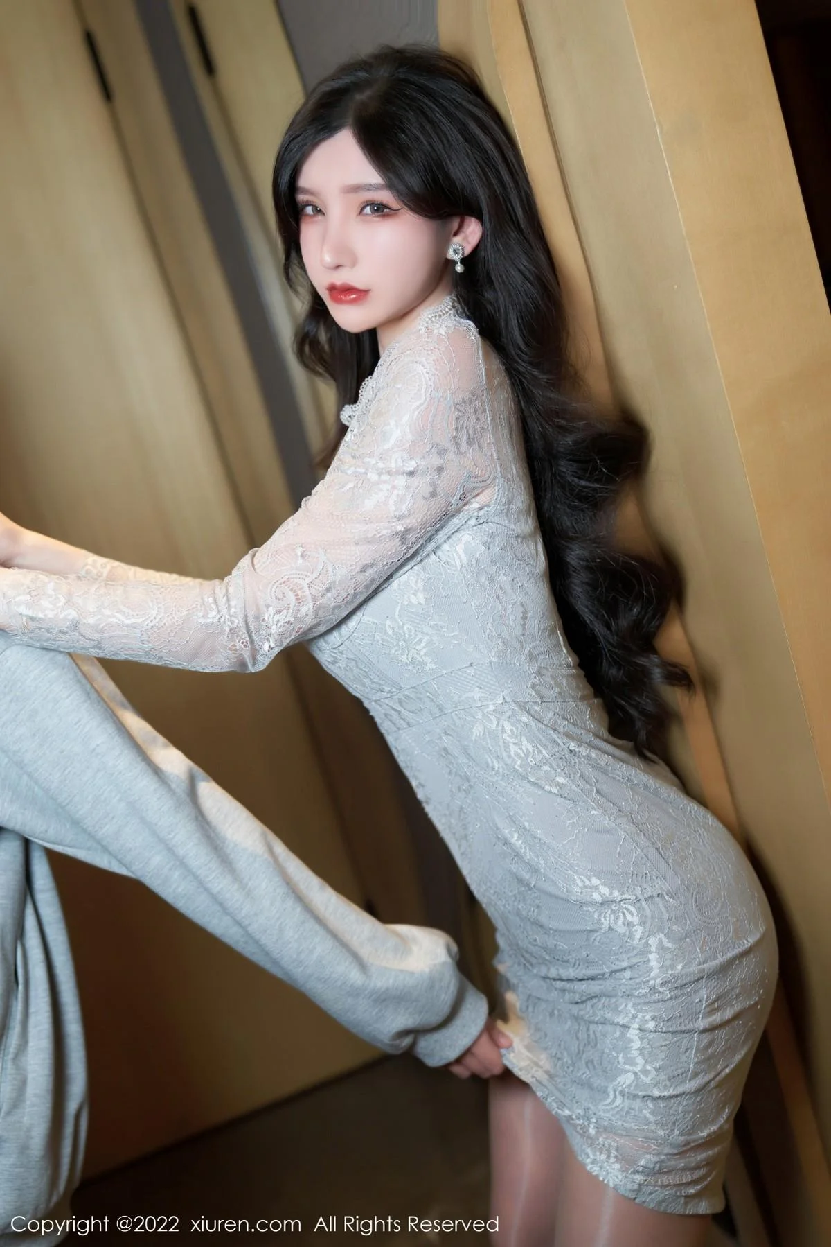 周于希Sally温柔贤妻主题半脱露蕾丝内衣秀完美身材绝美写真 第 4 张