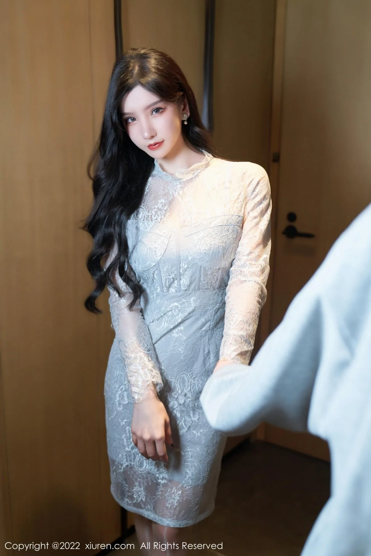 周于希Sally温柔贤妻主题半脱露蕾丝内衣秀完美身材绝美写真 第 8 张