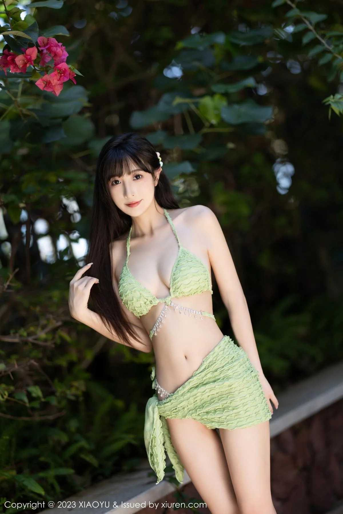 林星阑性感绿色比基尼服饰+灰色薄纱情趣服饰惹火绝美写真 第 46 张