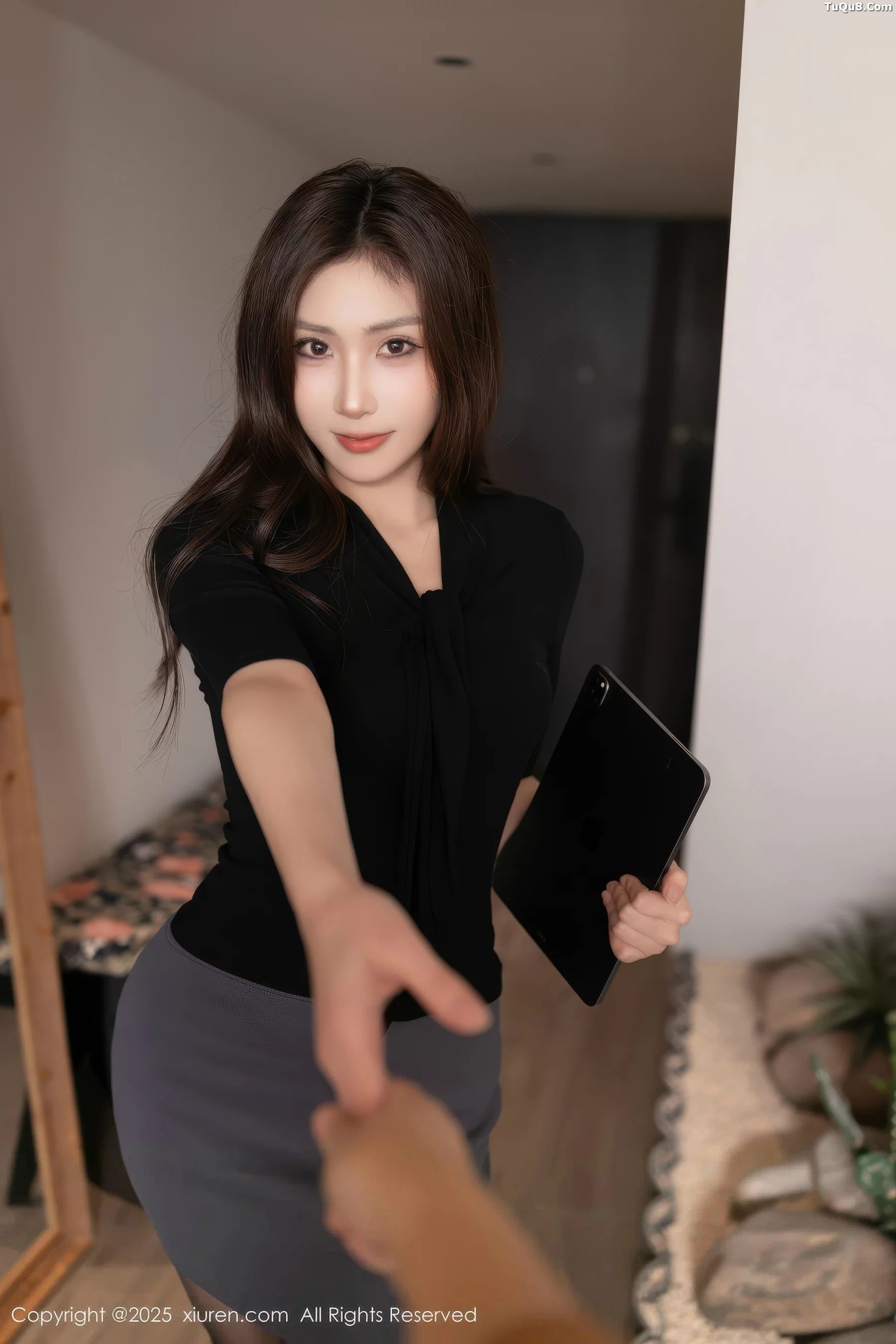 刘婷婷性感黑色OL服饰露黑色内衣配超薄黑丝极致魅惑写真 第 10 张