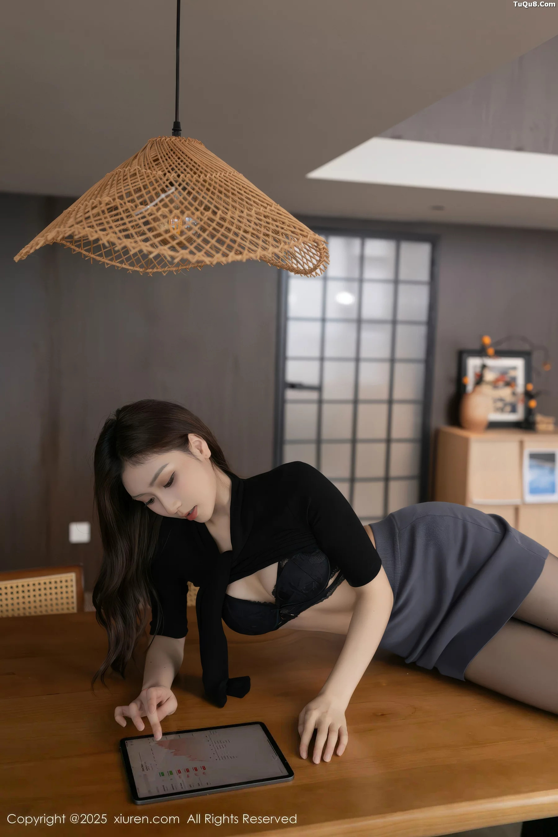 刘婷婷性感黑色OL服饰露黑色内衣配超薄黑丝极致魅惑写真 第 27 张