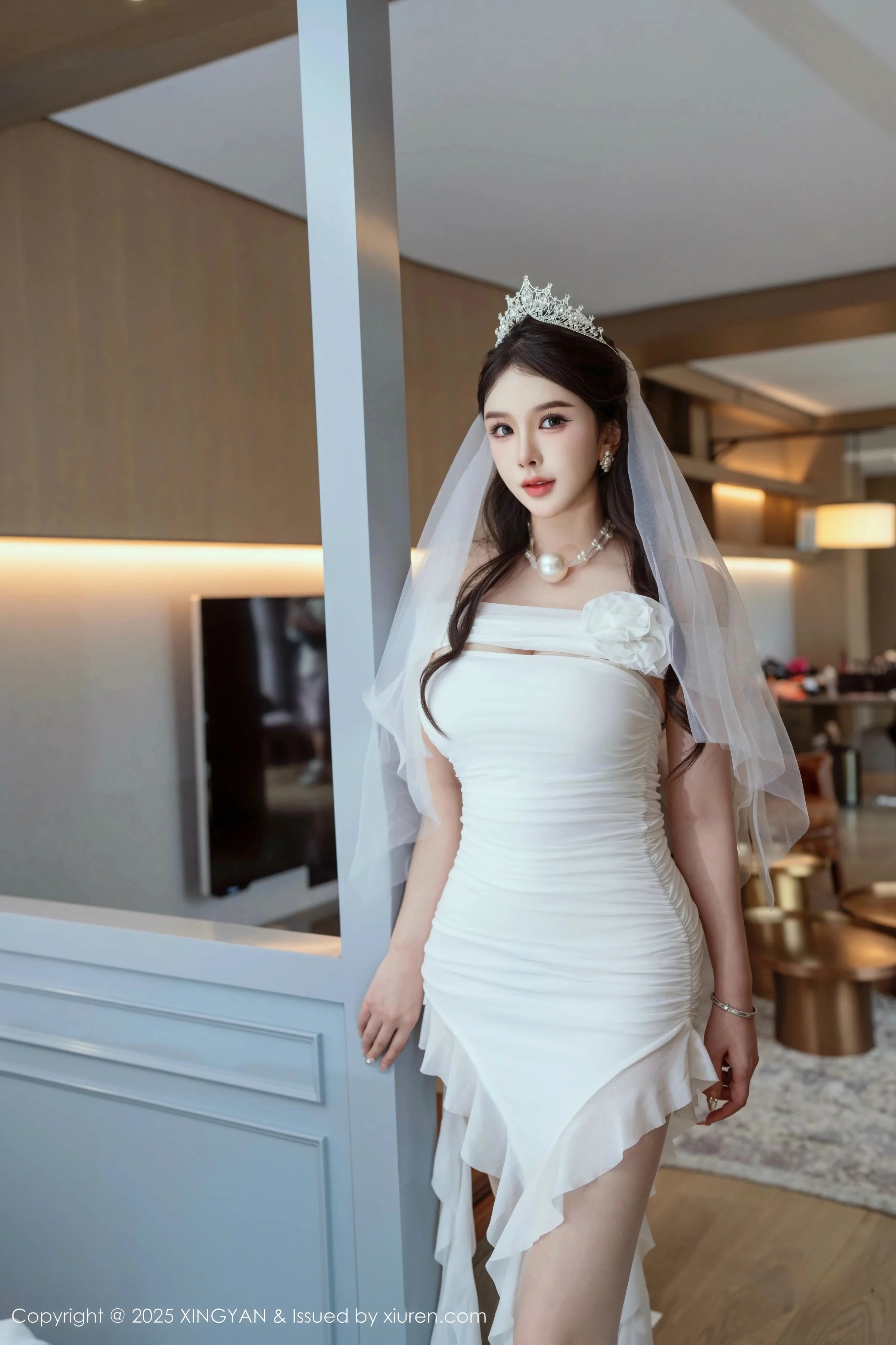 李丽莎私房合集性感白色薄透婚纱服饰秀惹火身材绝美写真 第 13 张