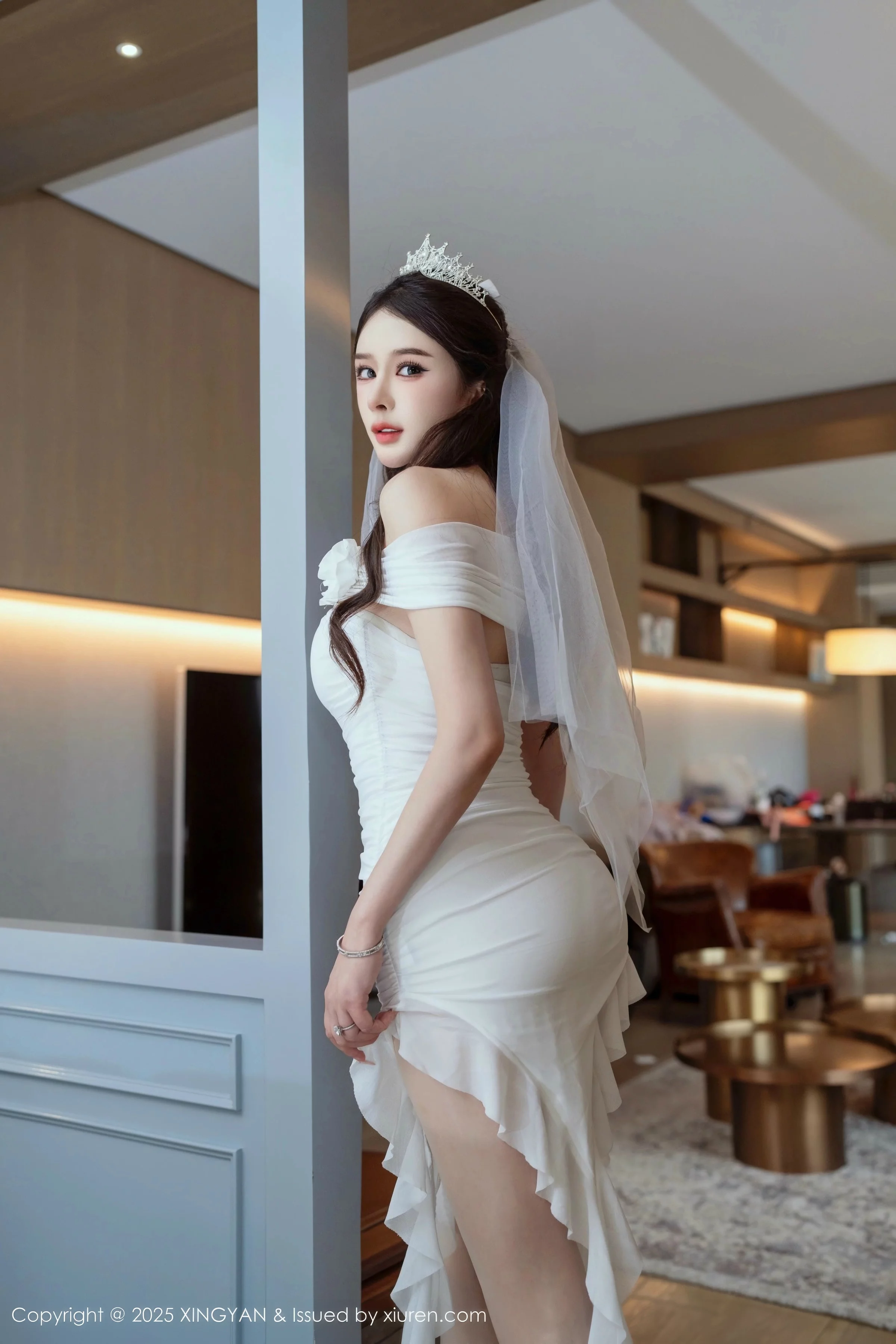 李丽莎私房合集性感白色薄透婚纱服饰秀惹火身材绝美写真 第 16 张