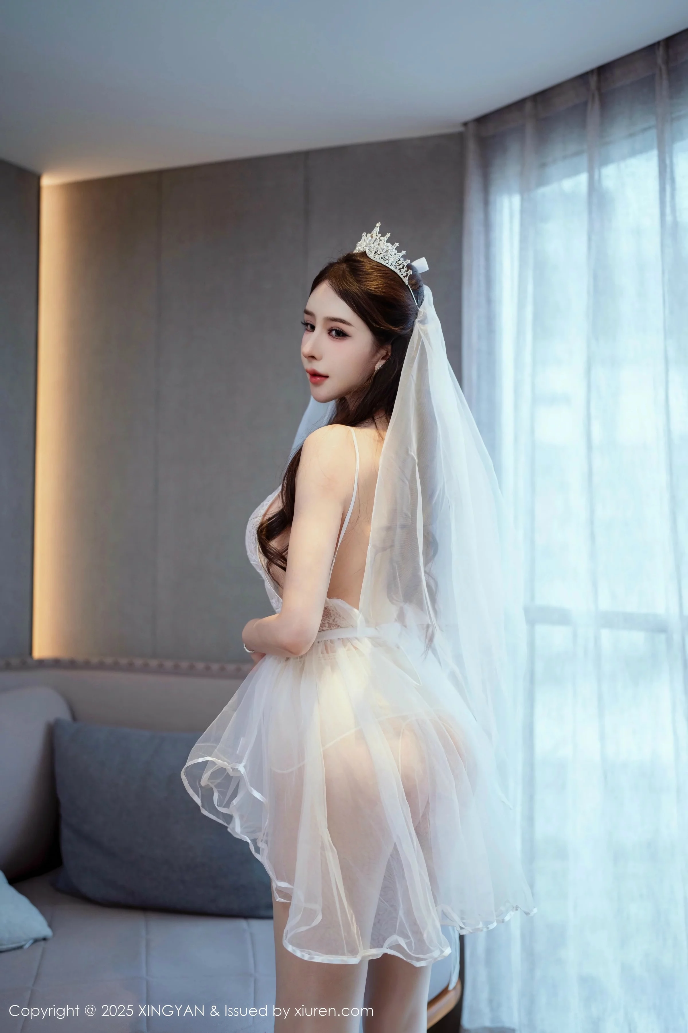 李丽莎私房合集性感白色薄透婚纱服饰秀惹火身材绝美写真 第 19 张