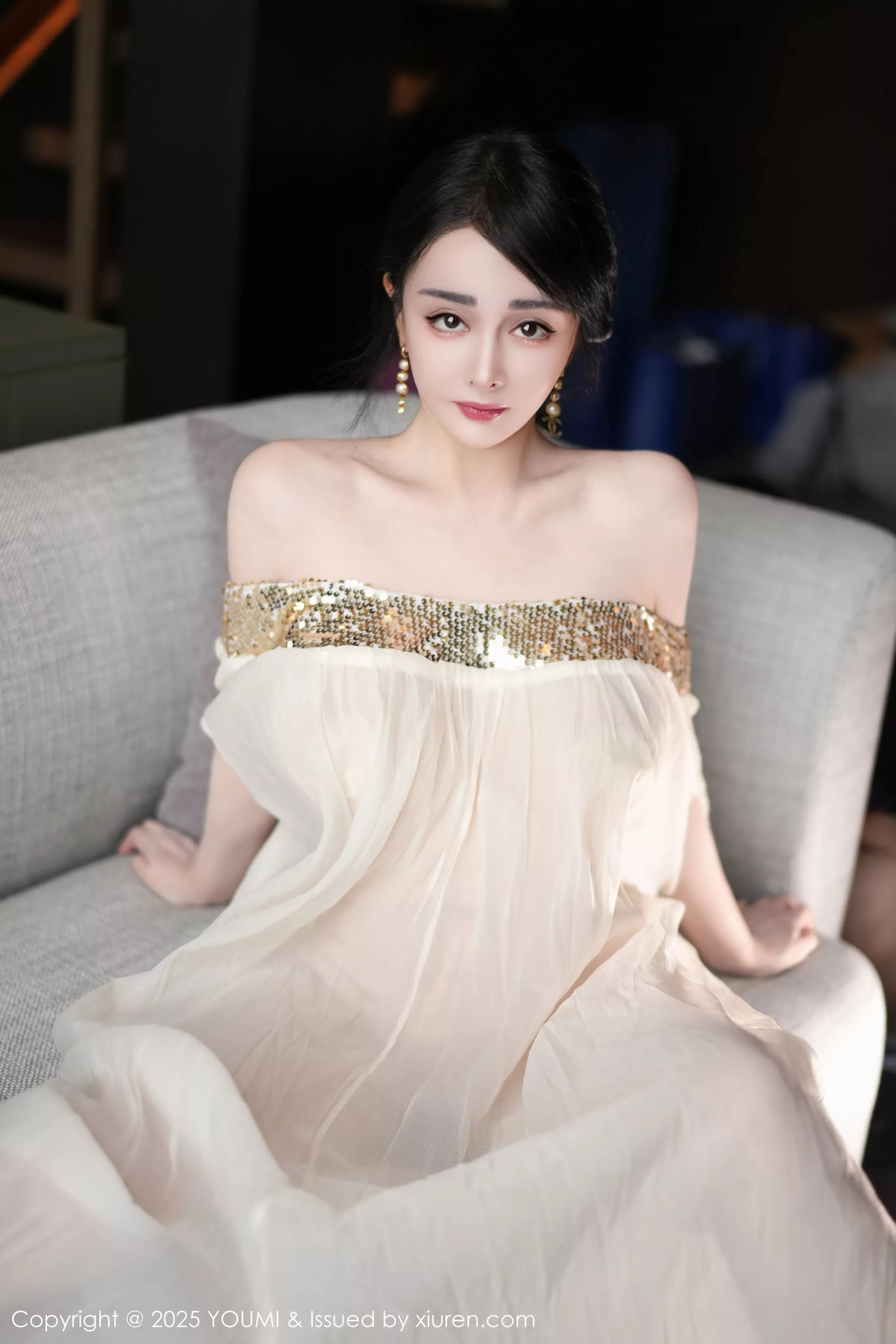 允爾薄纱服饰露性感金色吊坠式情趣内衣秀丰腴身姿绝美写真 第 33 张