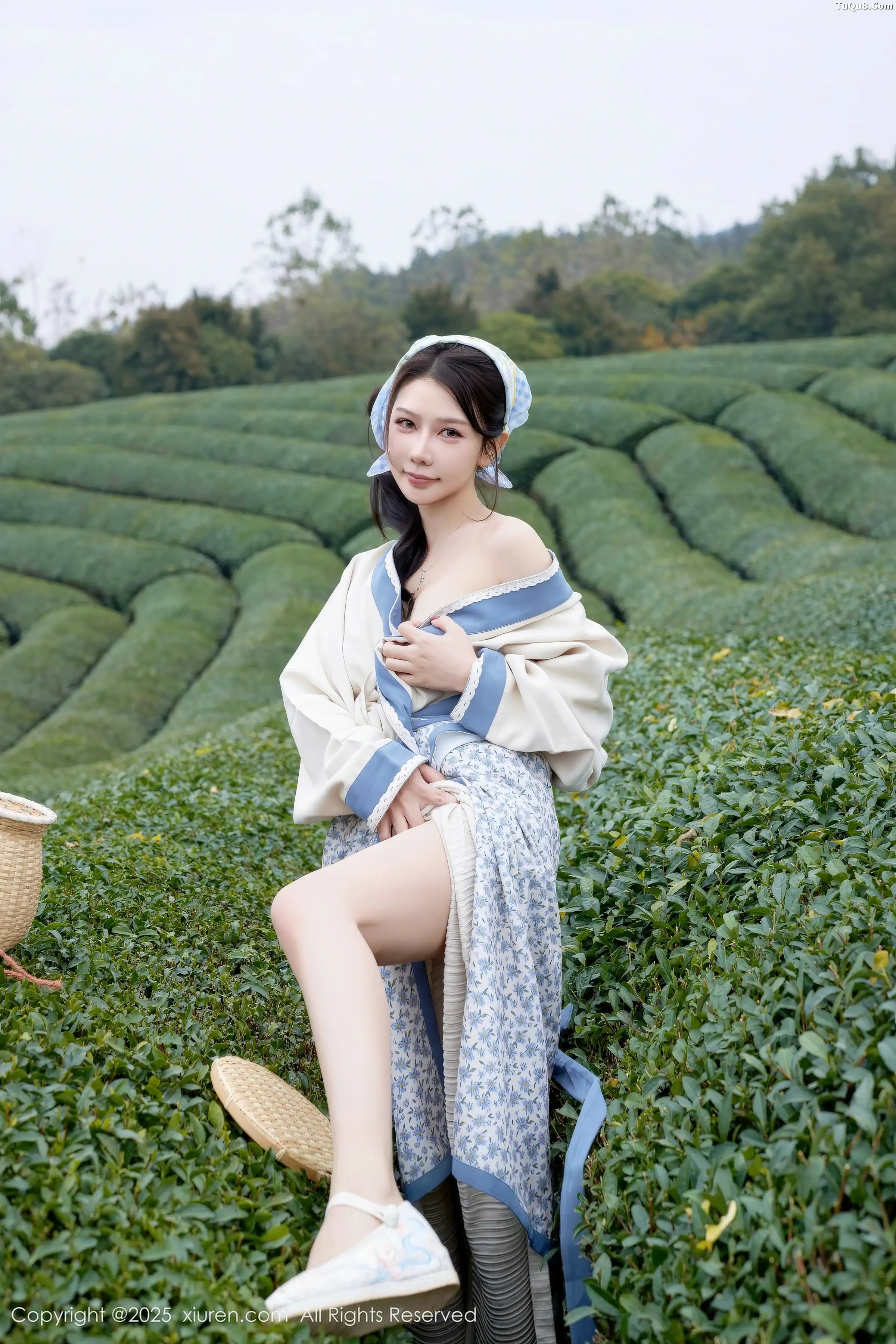 尹甜甜户外采茶姑娘装扮性感长裙秀翘臀美腿迷人绝美写真 第 47 张
